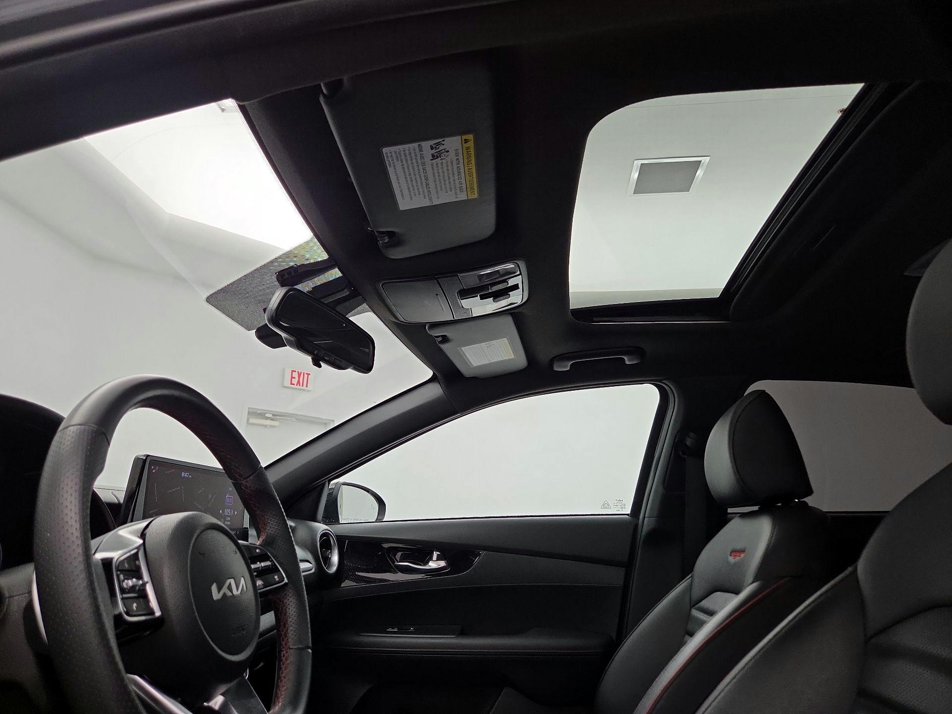 Thumbnail: 2022 Kia Forte - 20