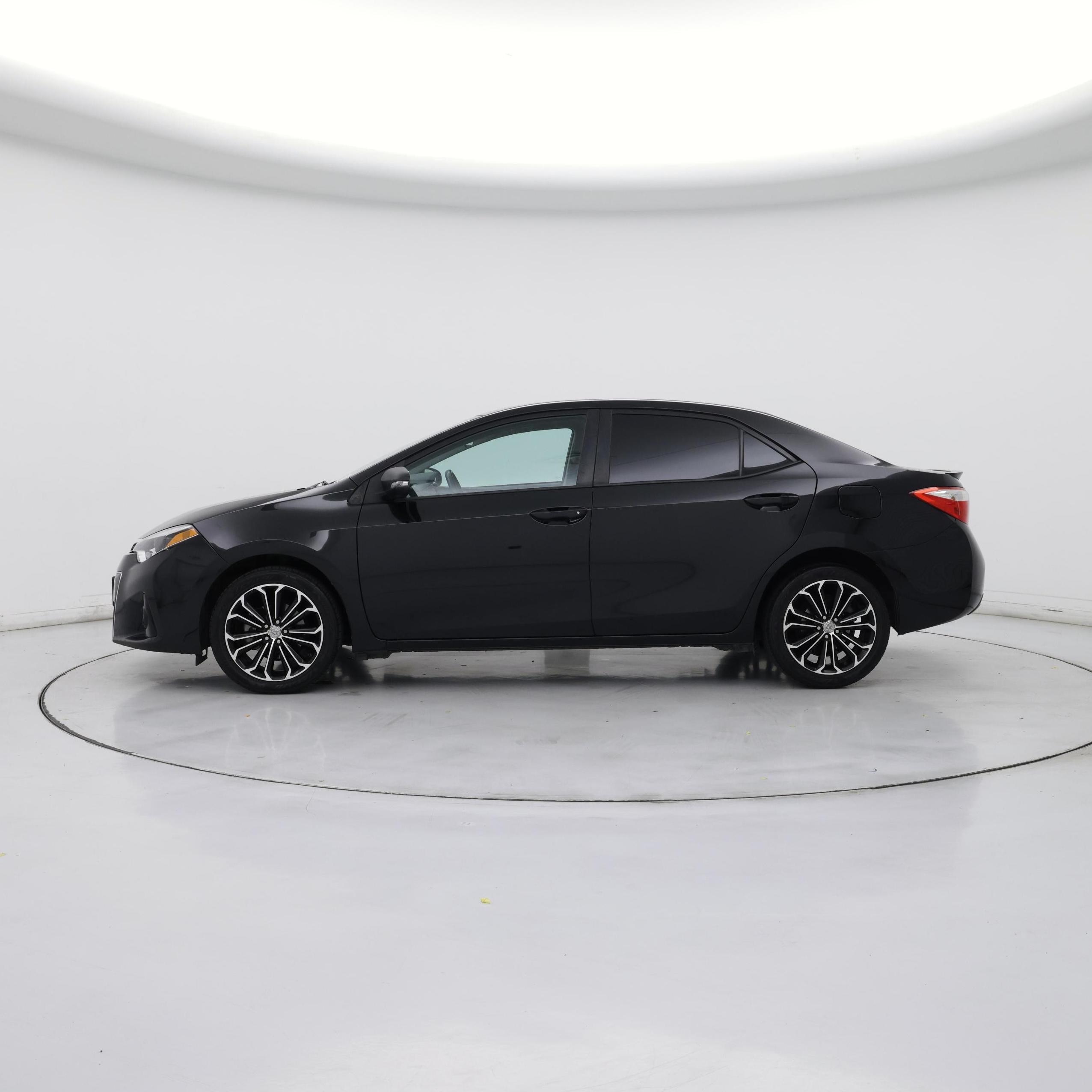 Thumbnail: 2016 Toyota Corolla - 3