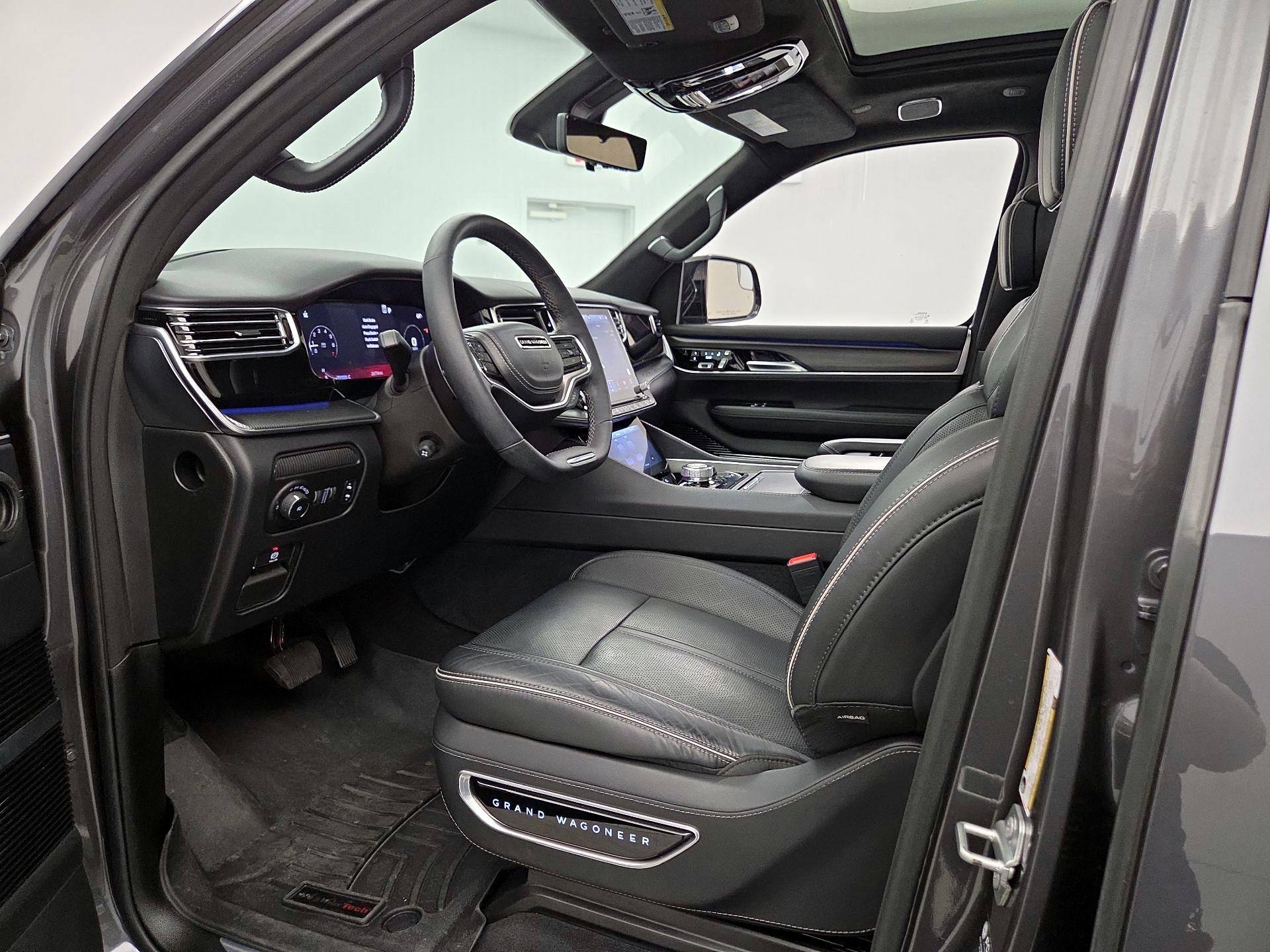 Thumbnail: 2023 Jeep Grand Wagoneer - 11