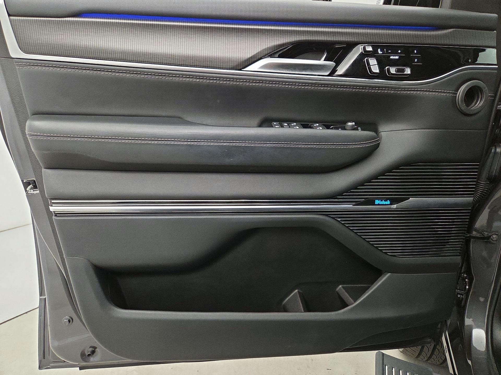 Thumbnail: 2023 Jeep Grand Wagoneer - 12