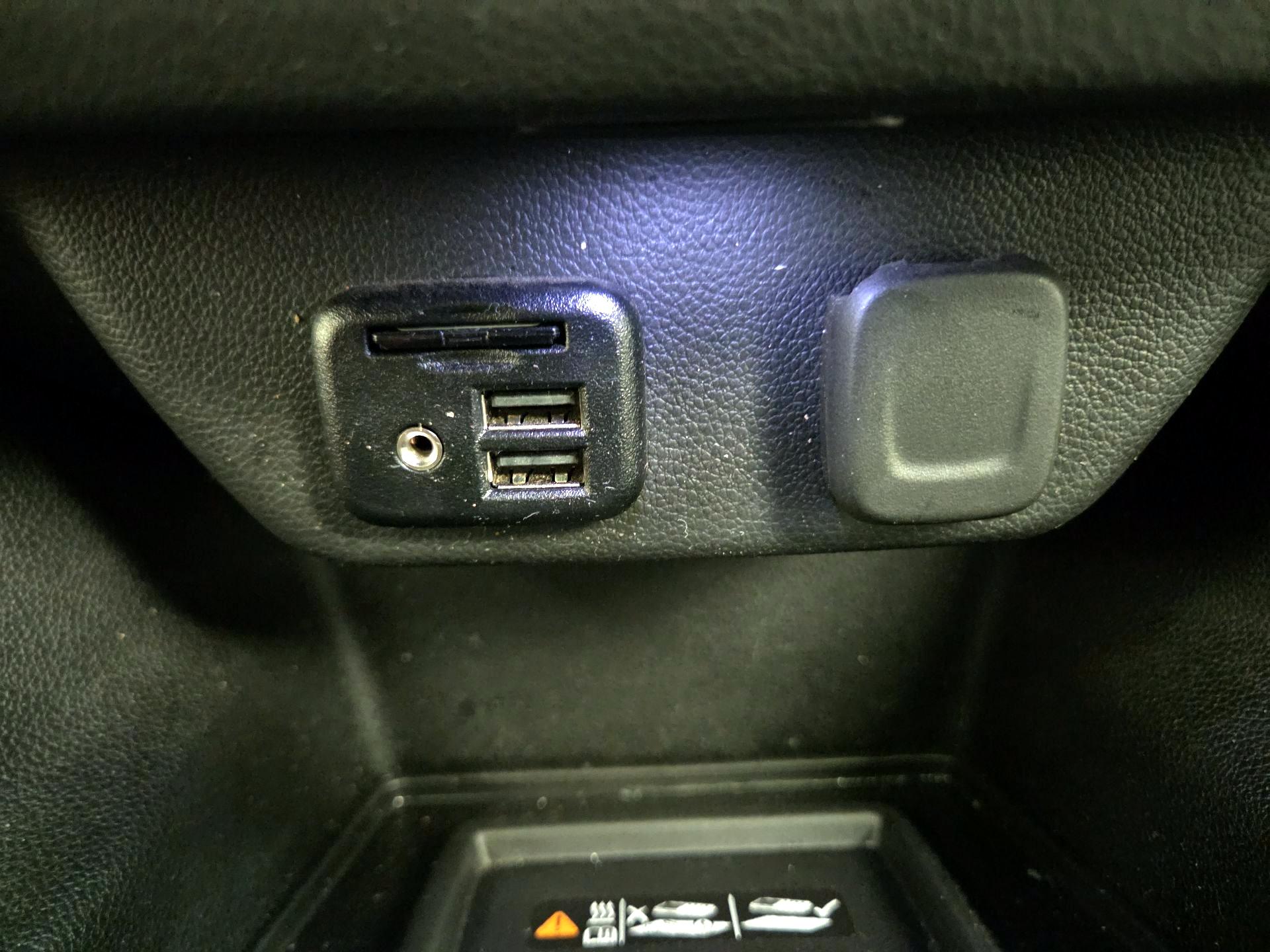 Thumbnail: 2023 Chevrolet Traverse - 19