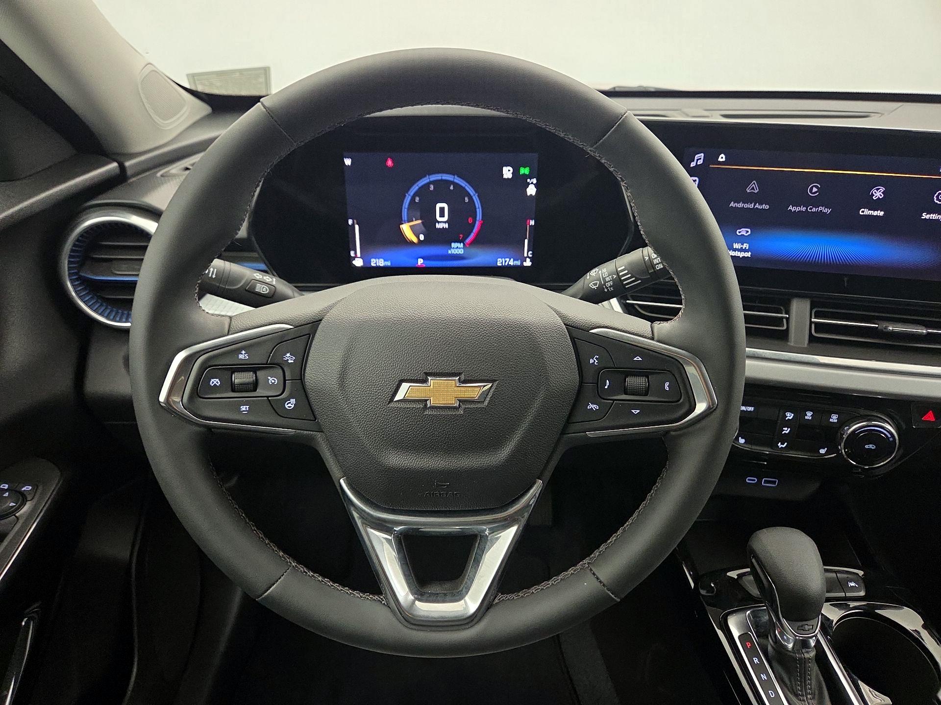 Thumbnail: 2024 Chevrolet Trax - 10