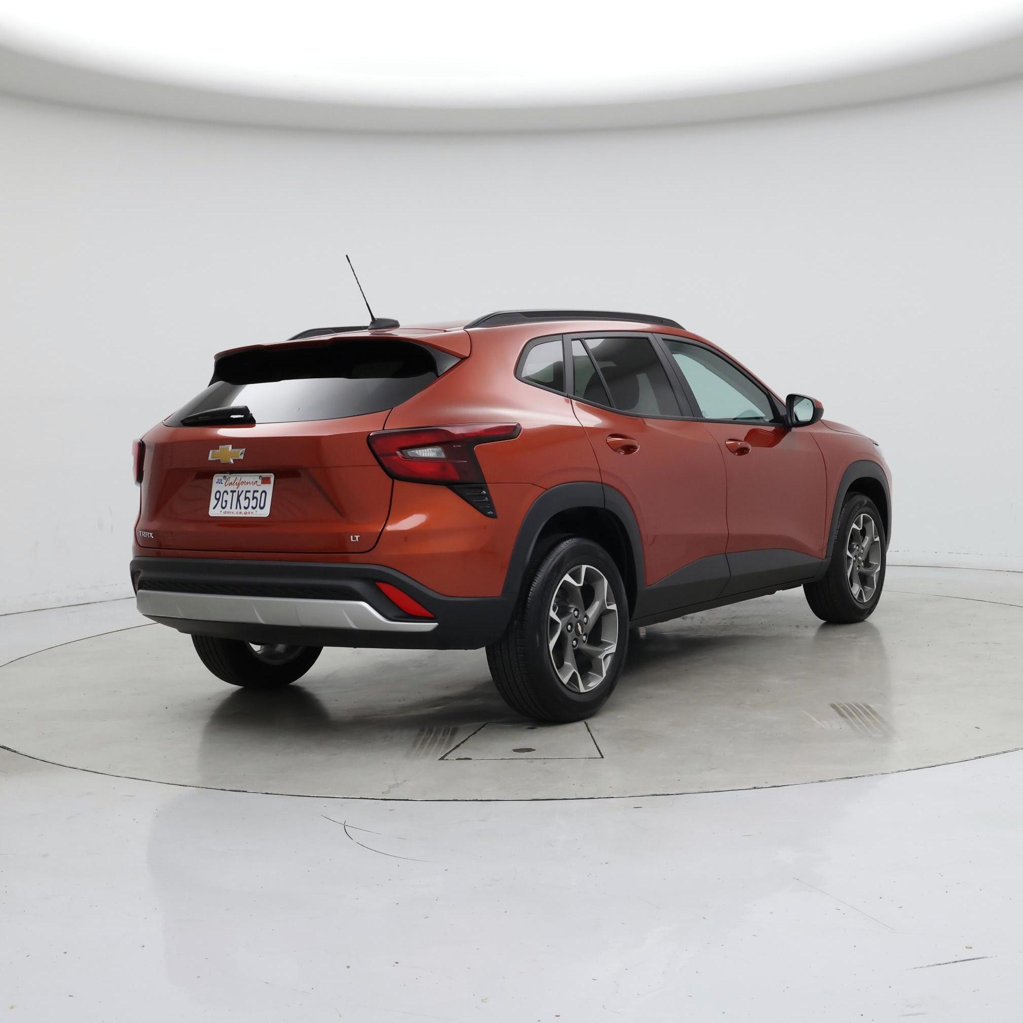 Thumbnail: 2024 Chevrolet Trax - 8