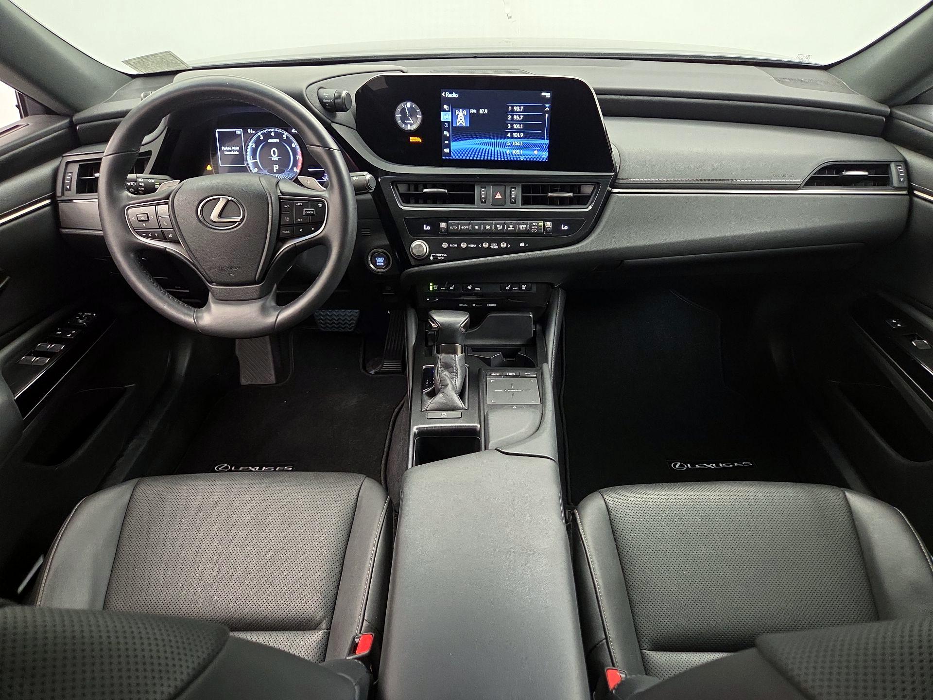 Thumbnail: 2022 Lexus ES - 9
