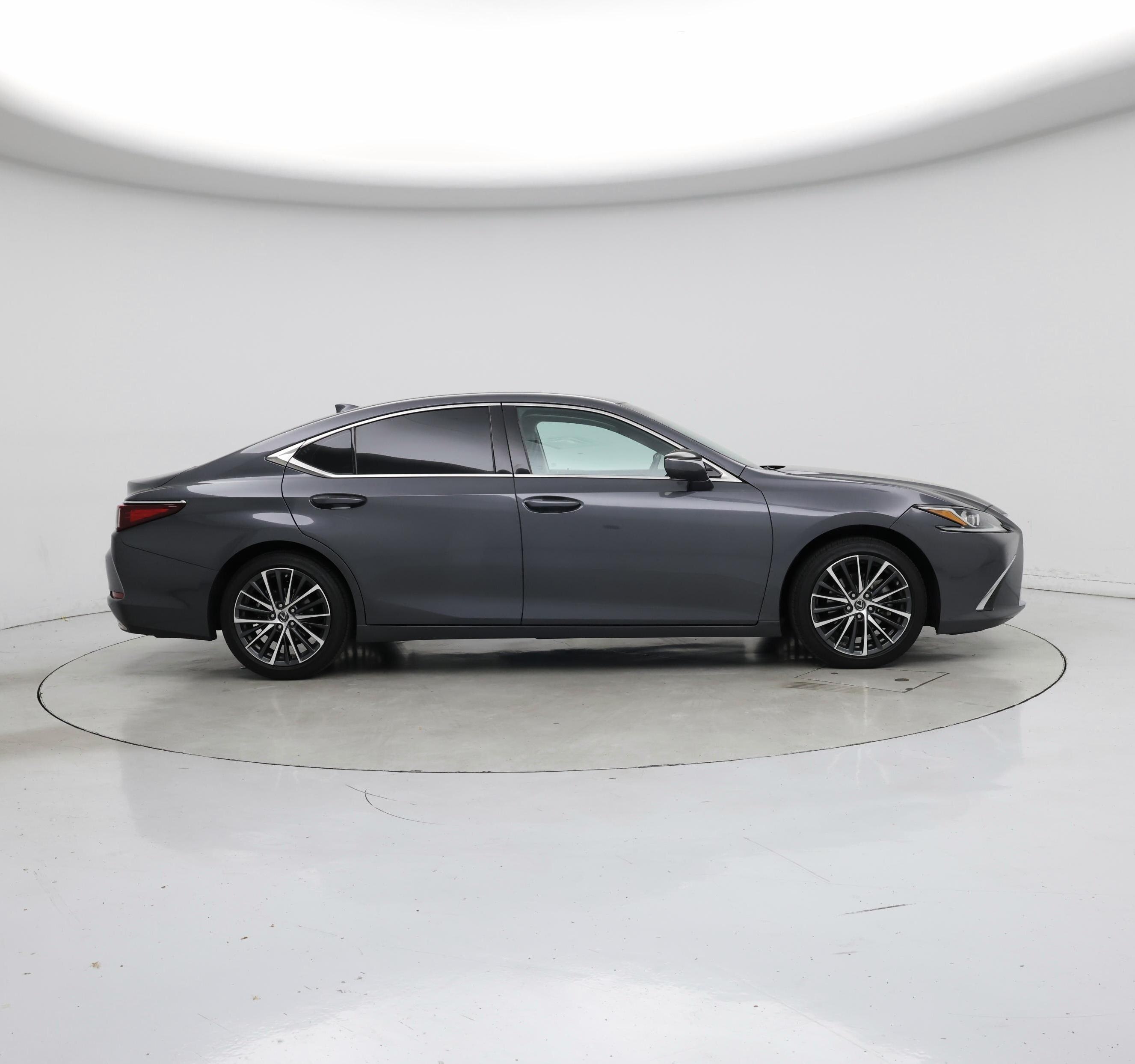 Thumbnail: 2022 Lexus ES - 7