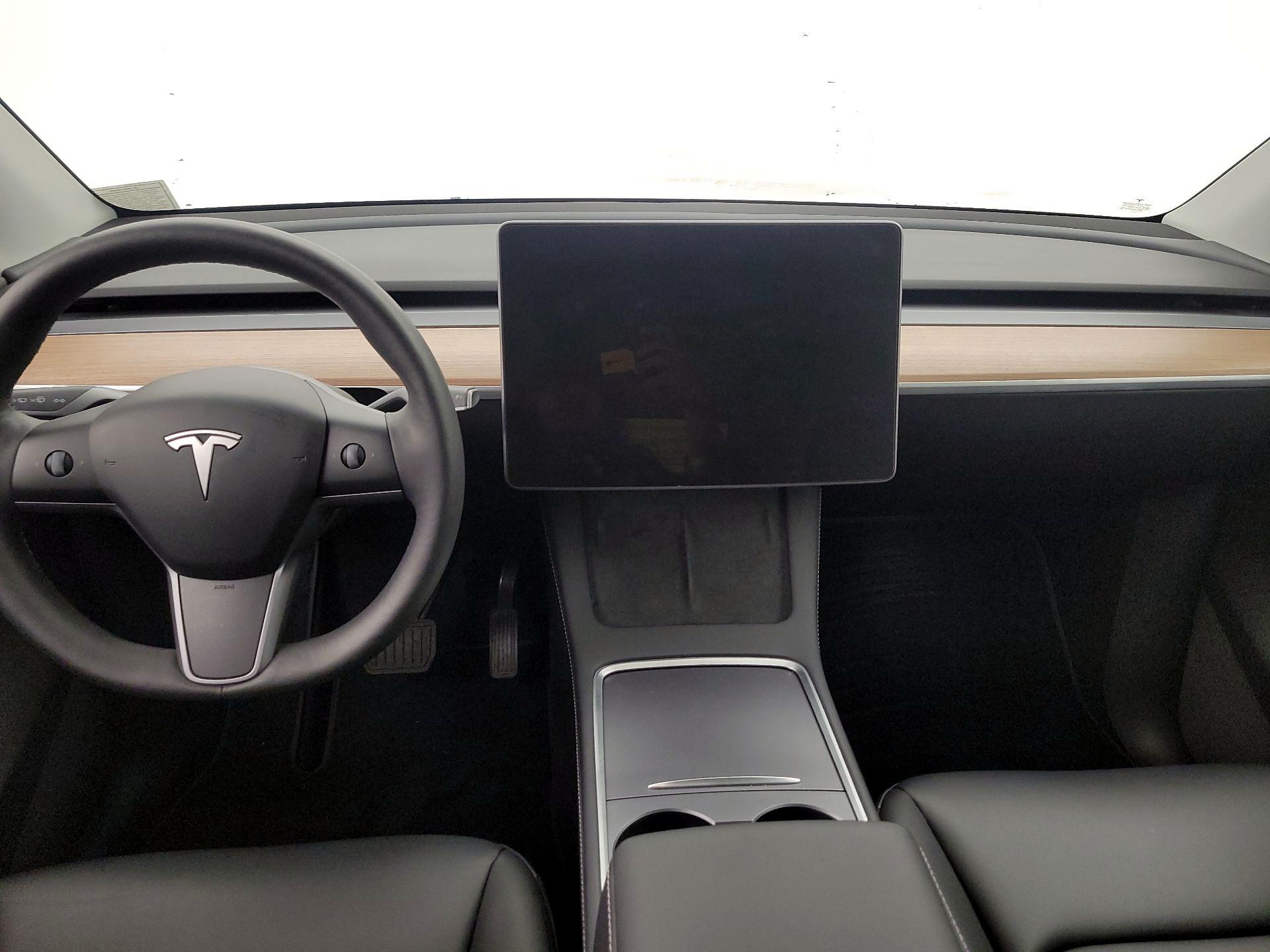 Thumbnail: 2023 Tesla Model Y - 9