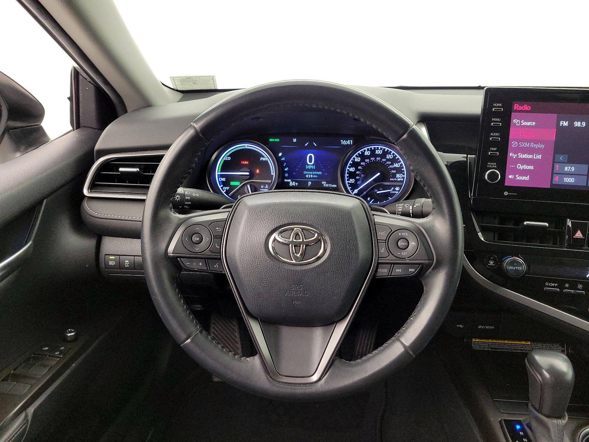 Thumbnail: 2021 Toyota Camry - 10