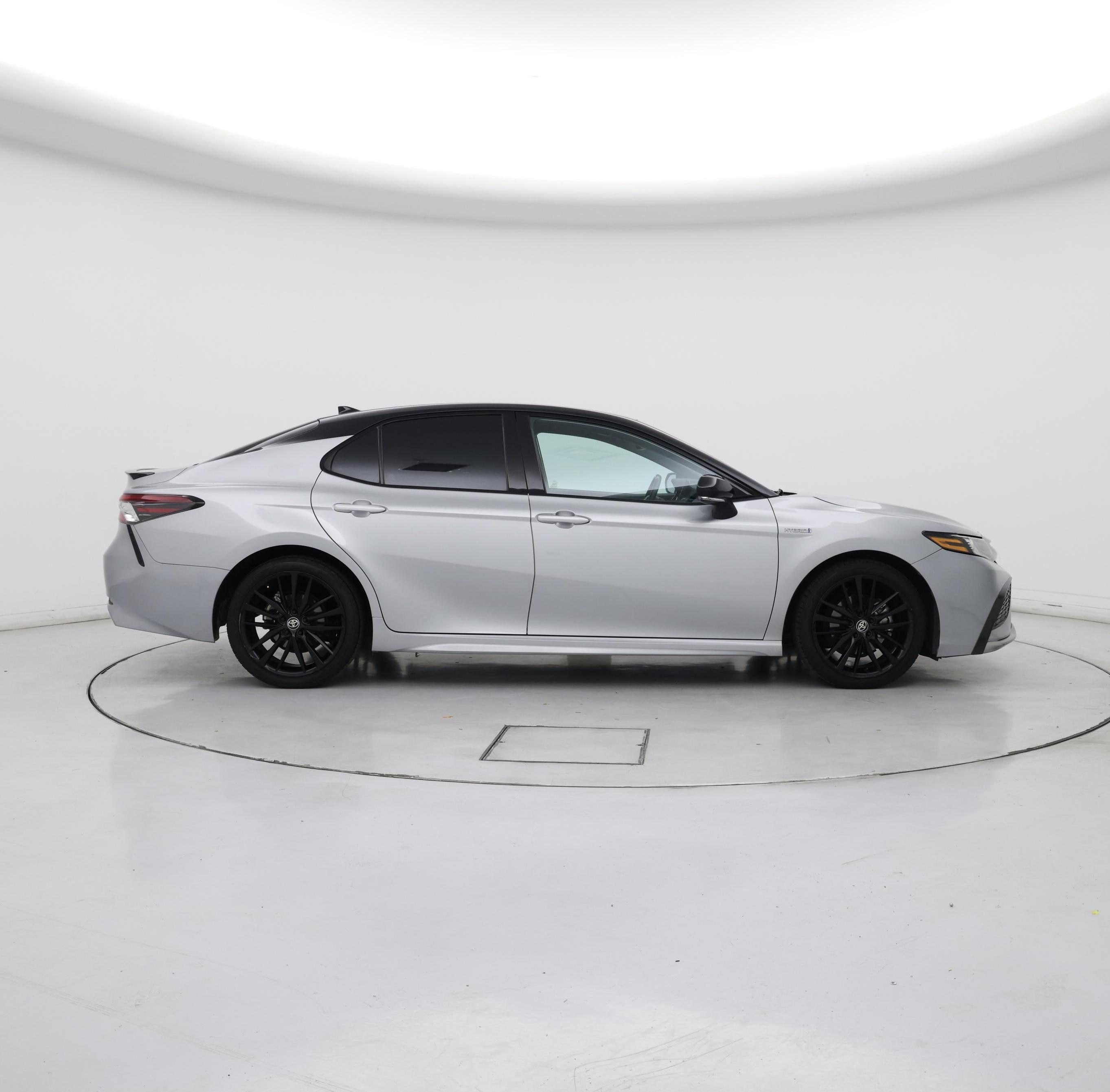 Thumbnail: 2021 Toyota Camry - 7