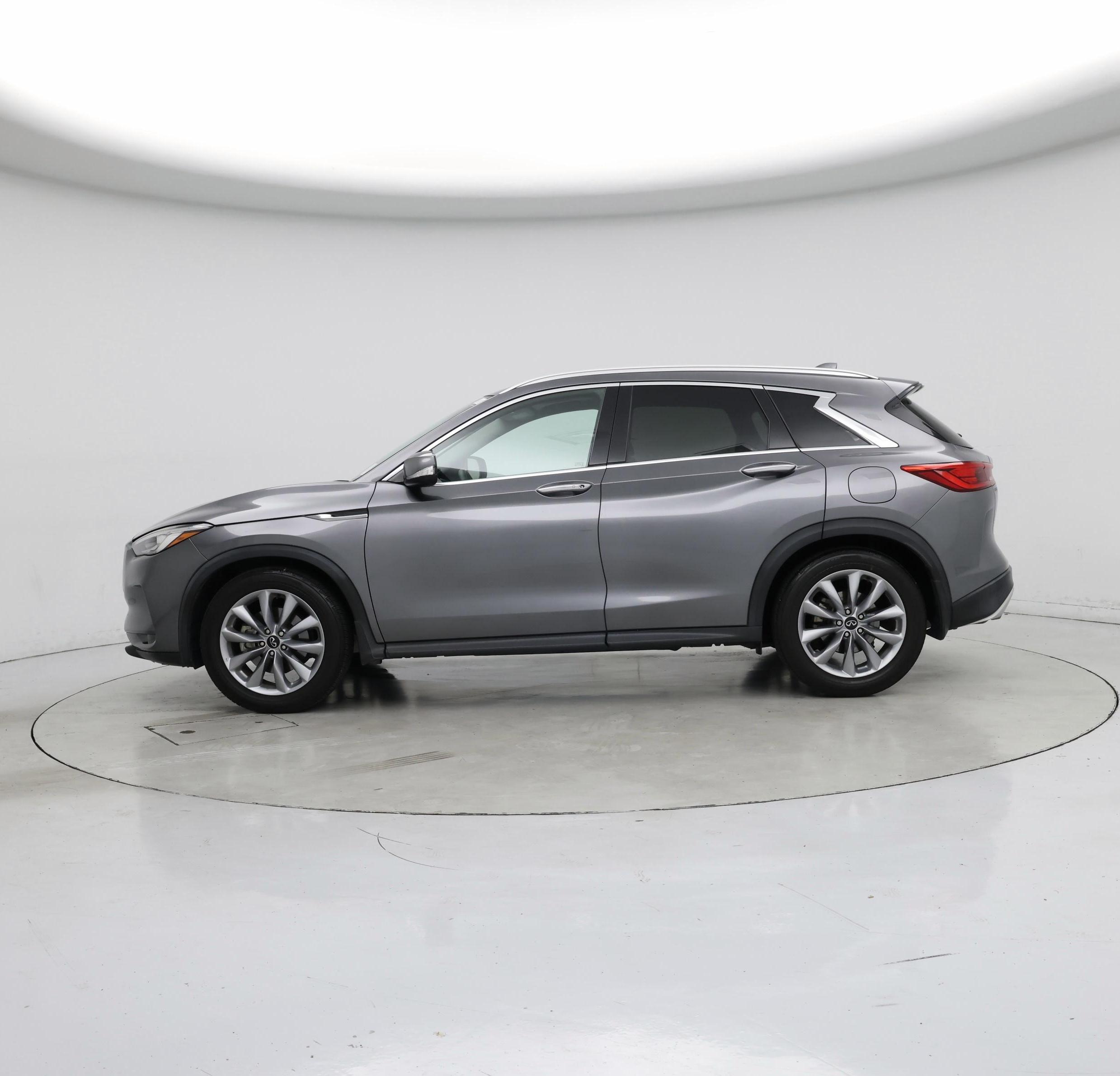 Thumbnail: 2021 INFINITI QX50 - 3
