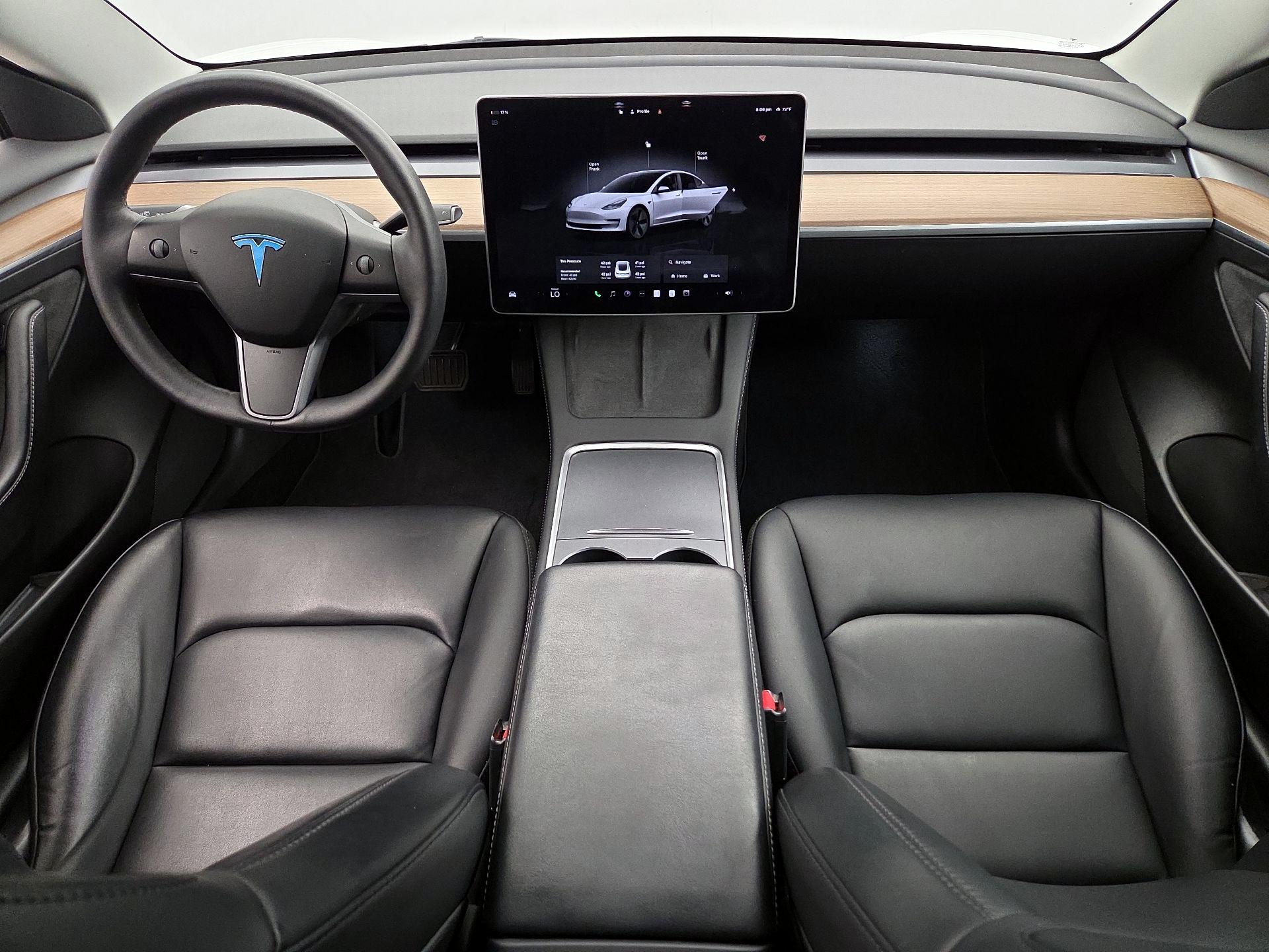 Thumbnail: 2022 Tesla Model 3 - 9
