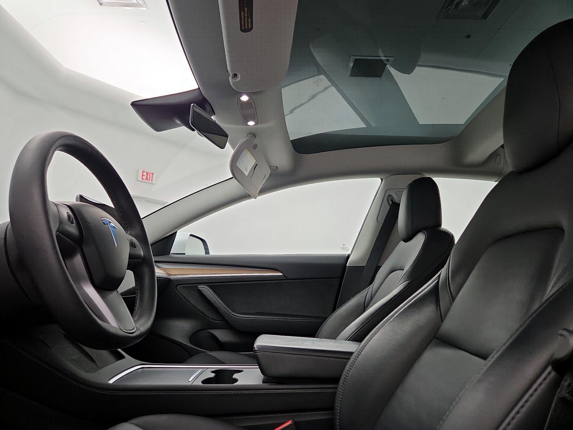 Thumbnail: 2022 Tesla Model 3 - 18