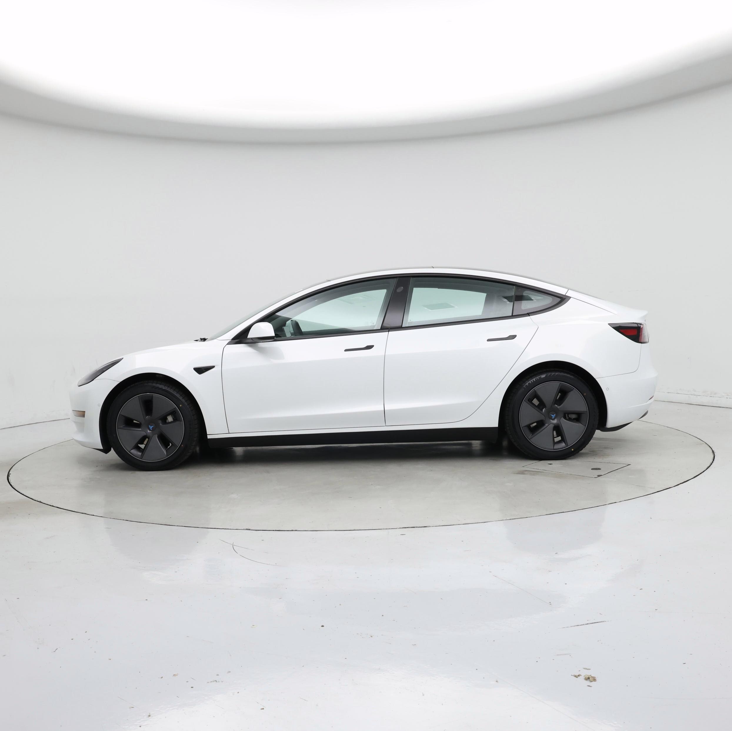 Thumbnail: 2022 Tesla Model 3 - 3