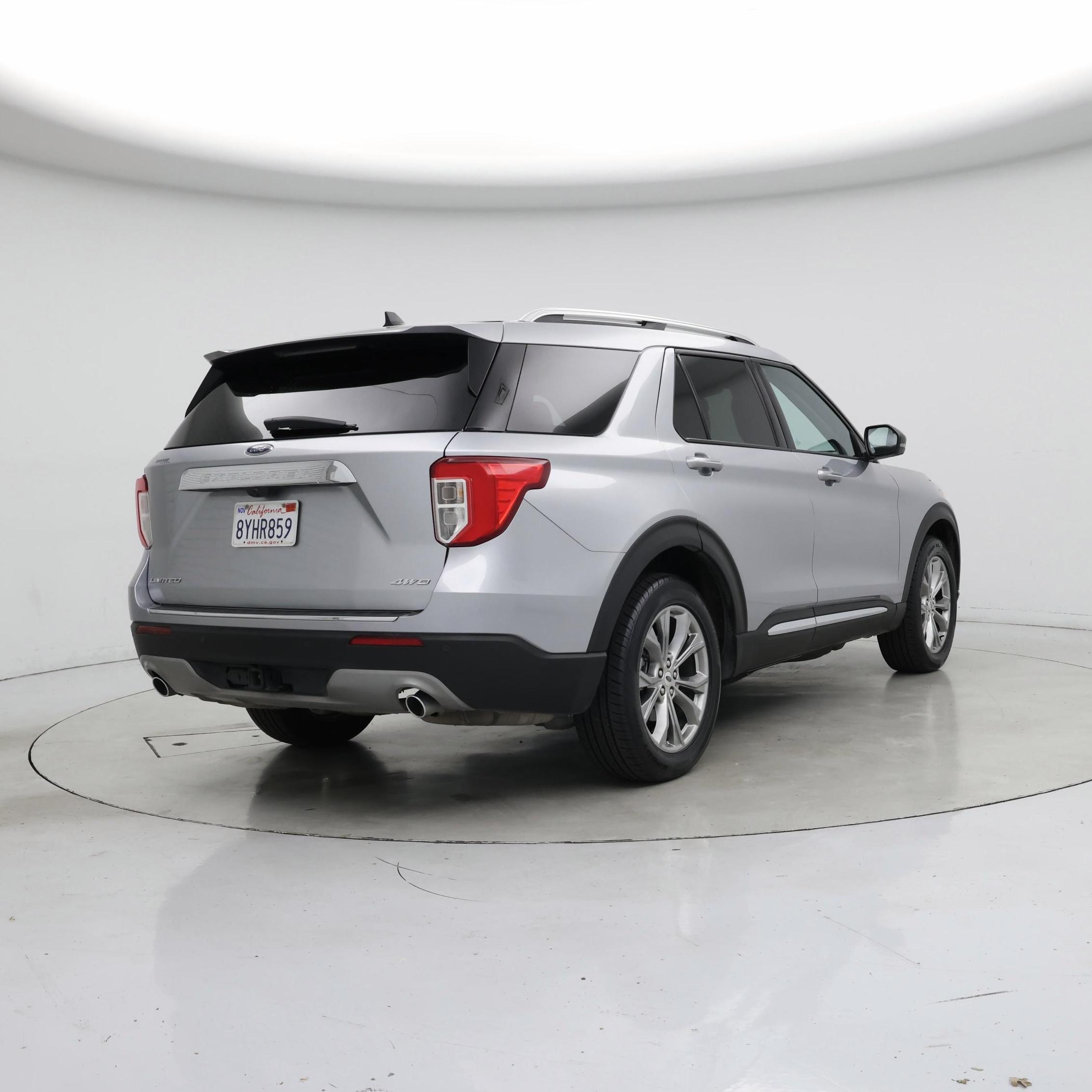 Thumbnail: 2021 Ford Explorer - 8