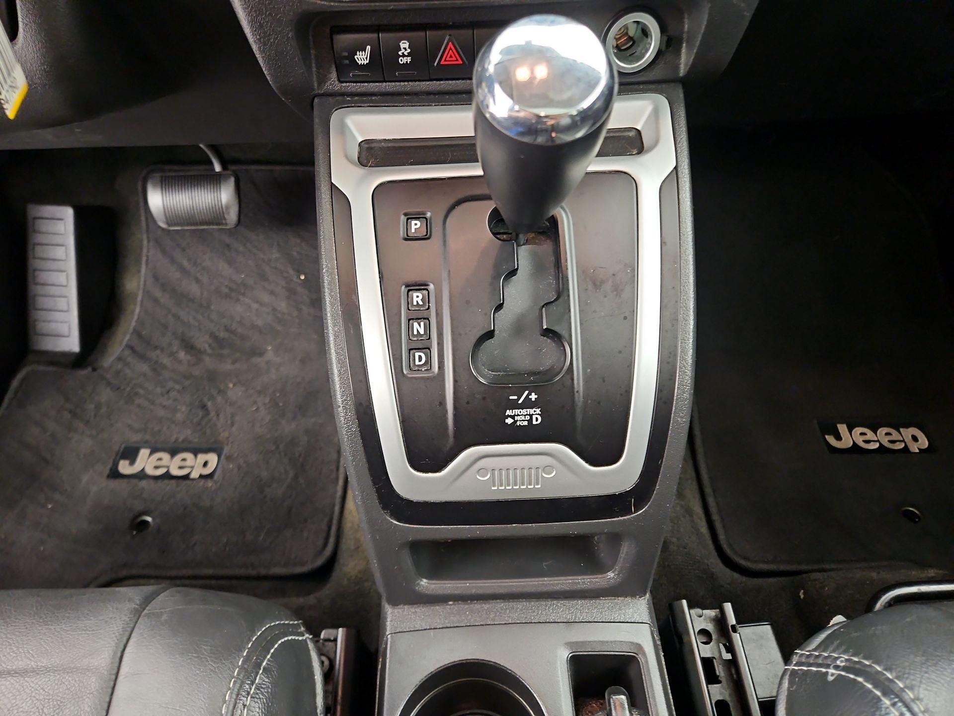 Thumbnail: 2016 Jeep Compass - 16
