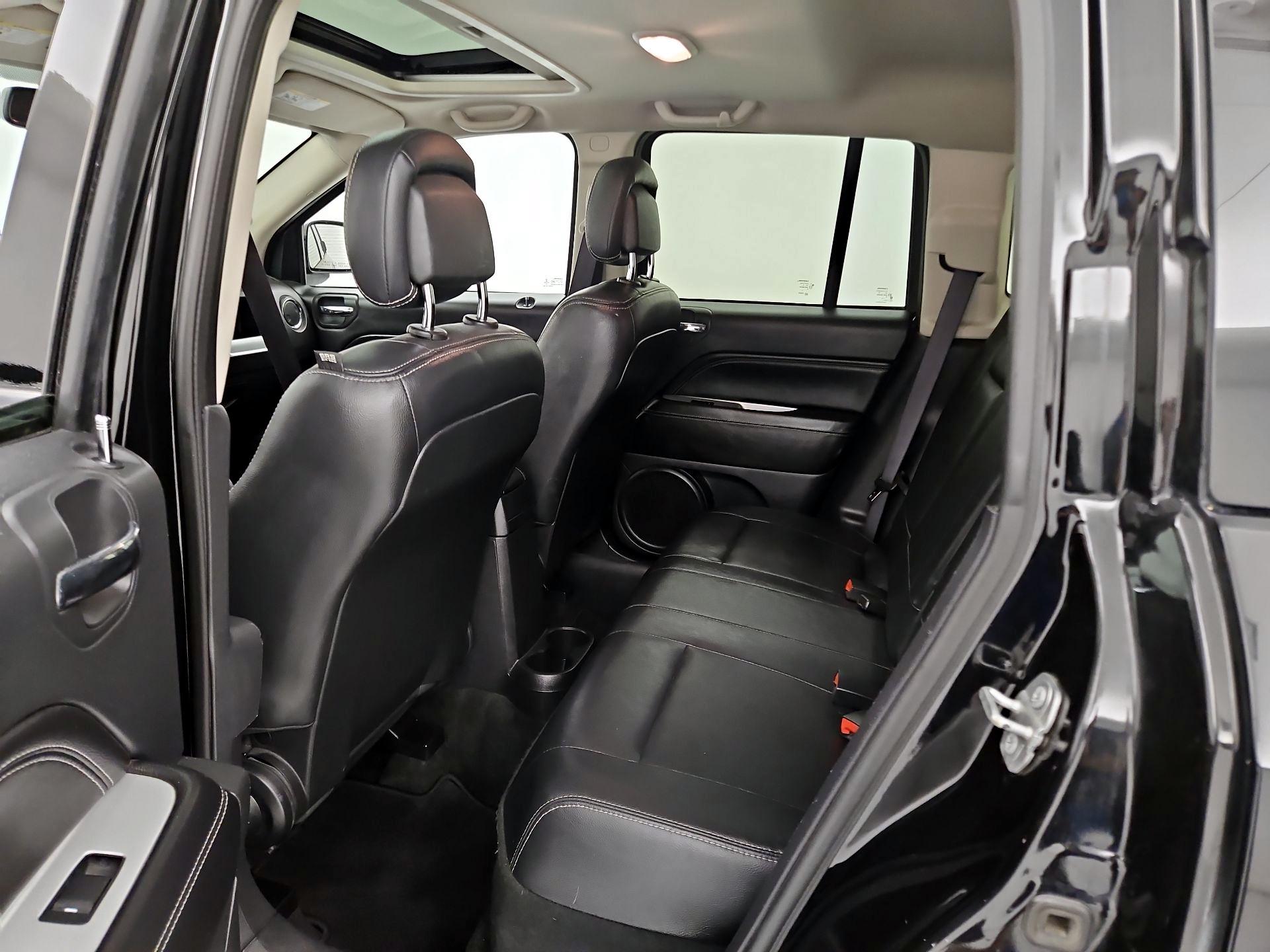 Thumbnail: 2016 Jeep Compass - 18