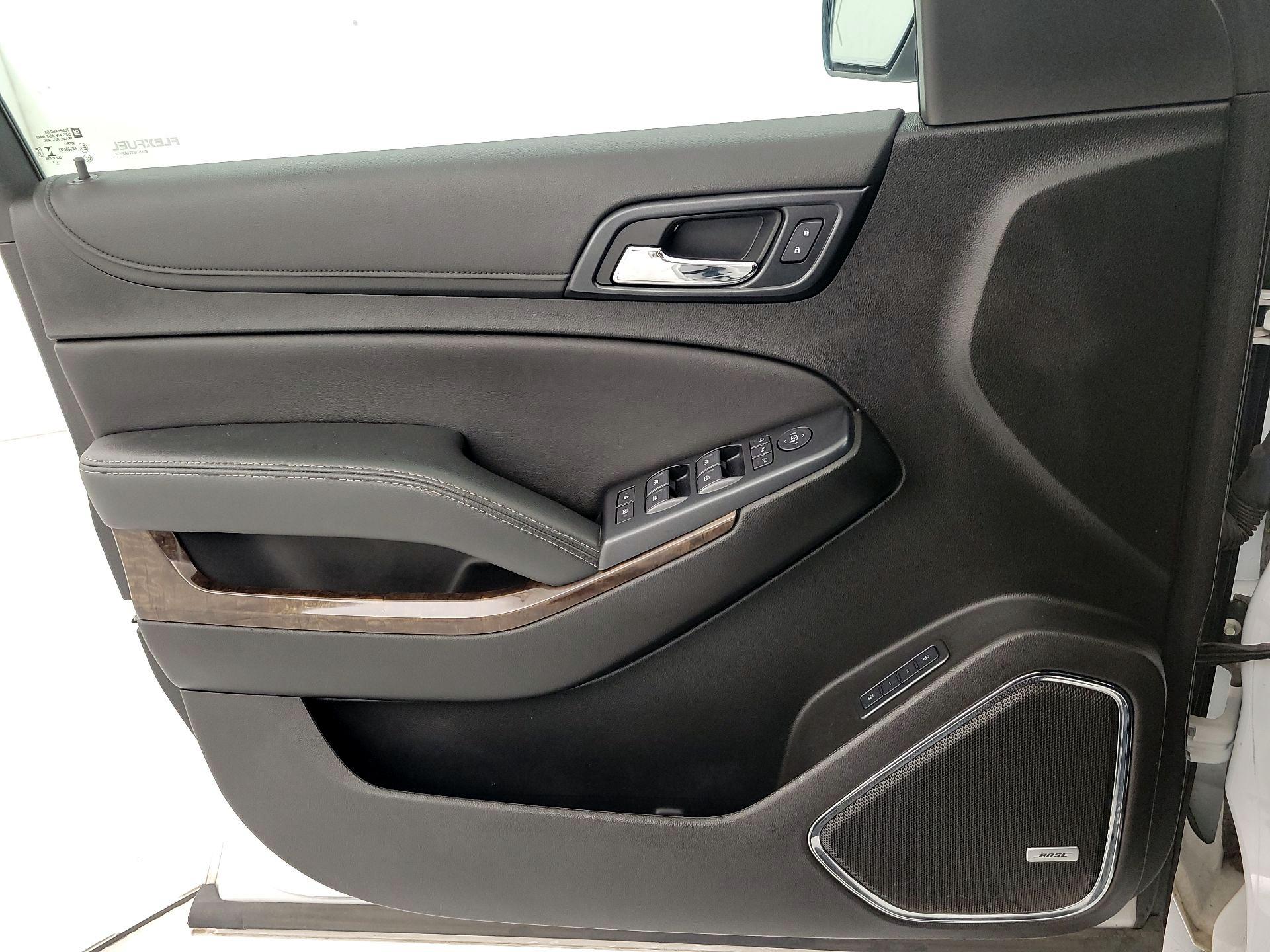 Thumbnail: 2019 Chevrolet Tahoe - 12