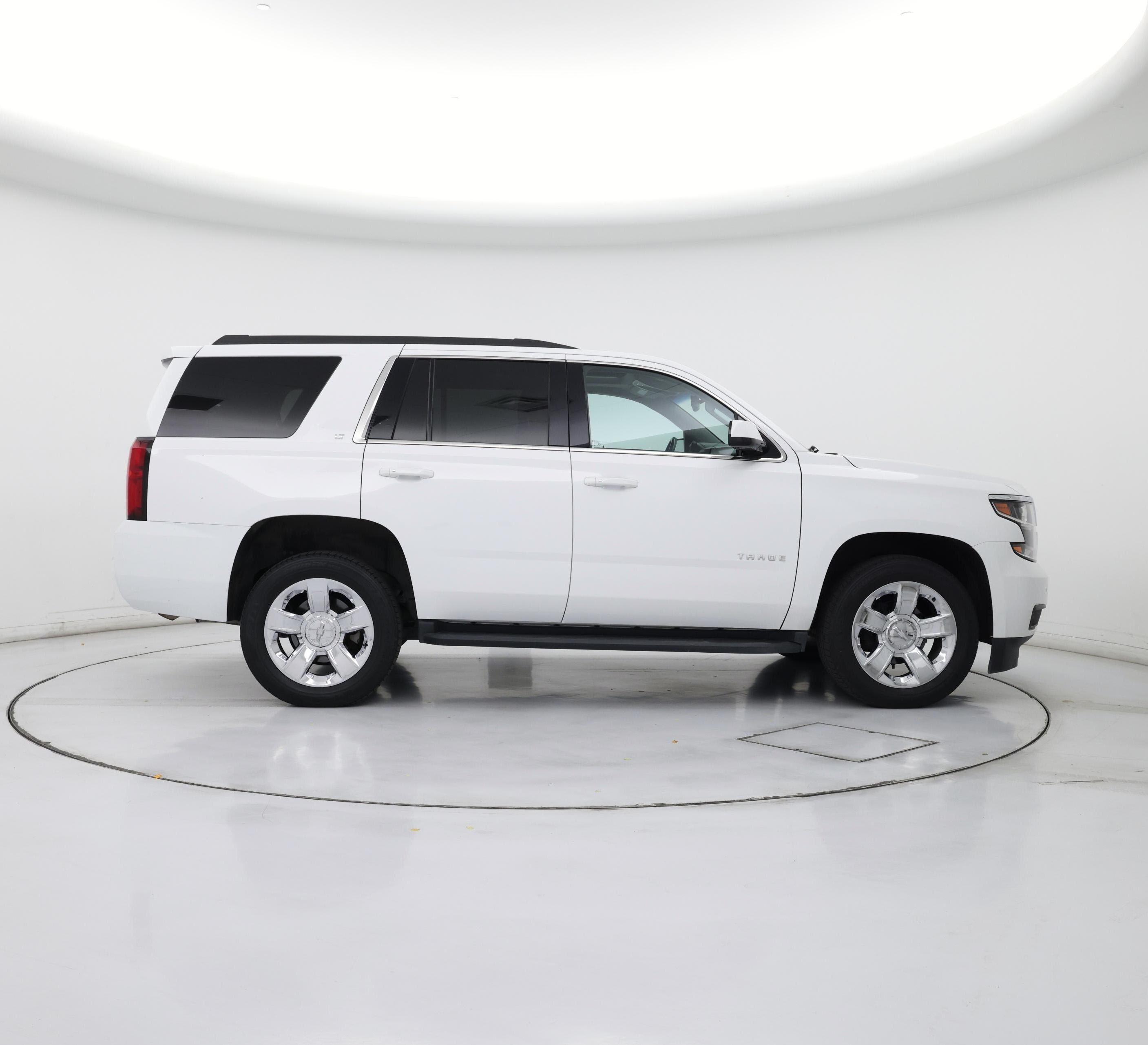Thumbnail: 2019 Chevrolet Tahoe - 7