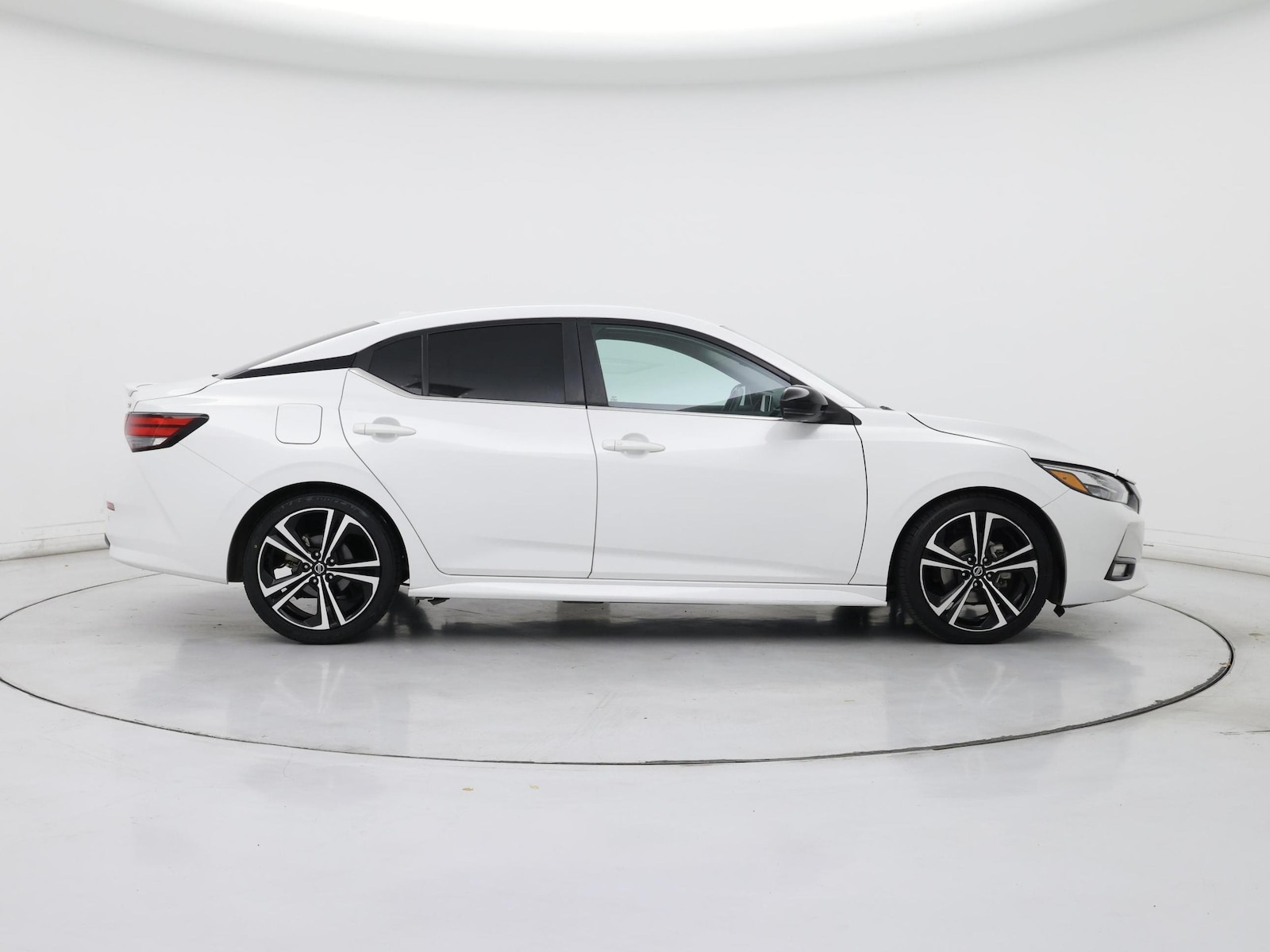 2020 Nissan Sentra SR - Photo 8