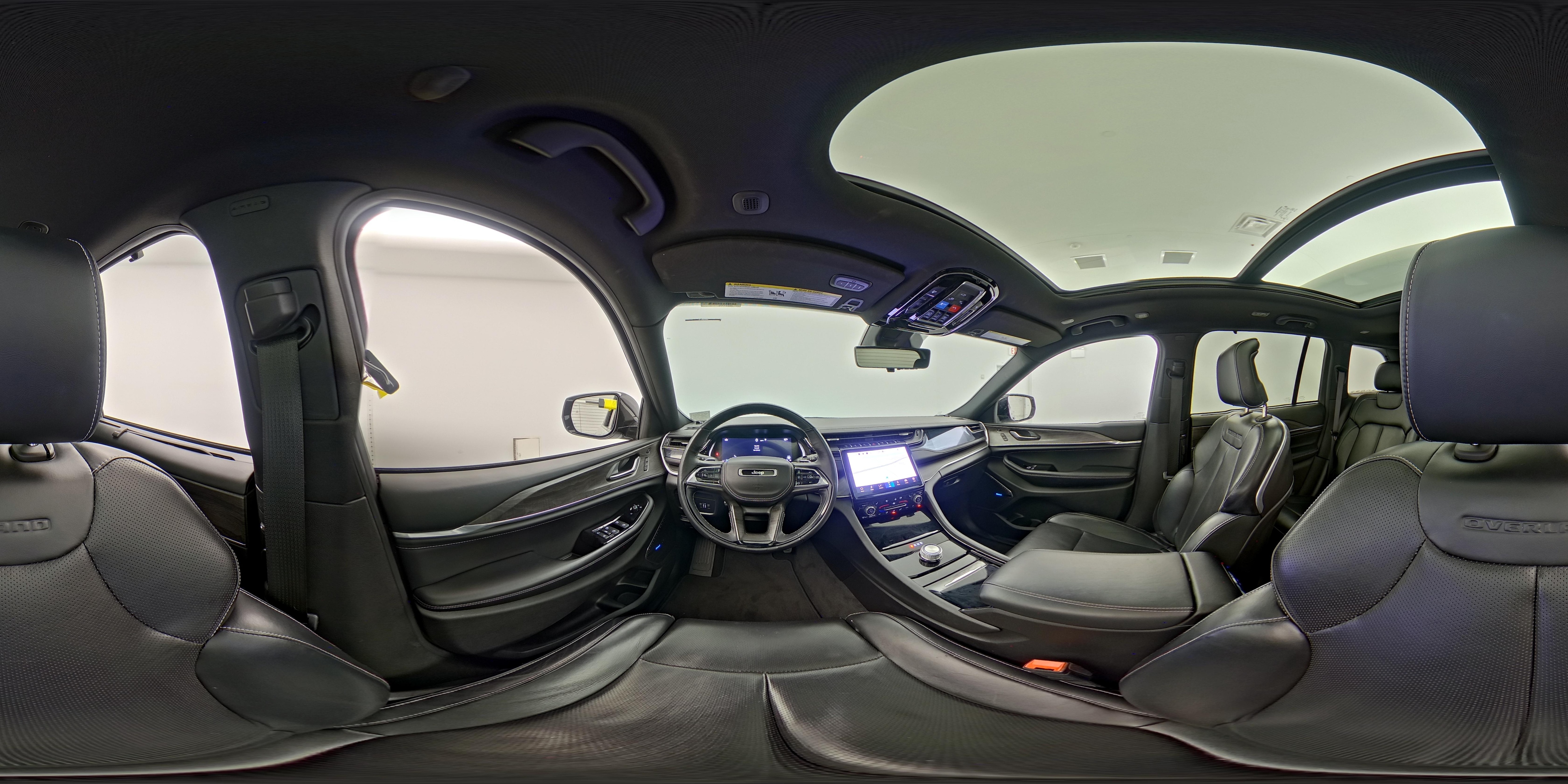 2022 Jeep Grand Cherokee Overland - Photo 30