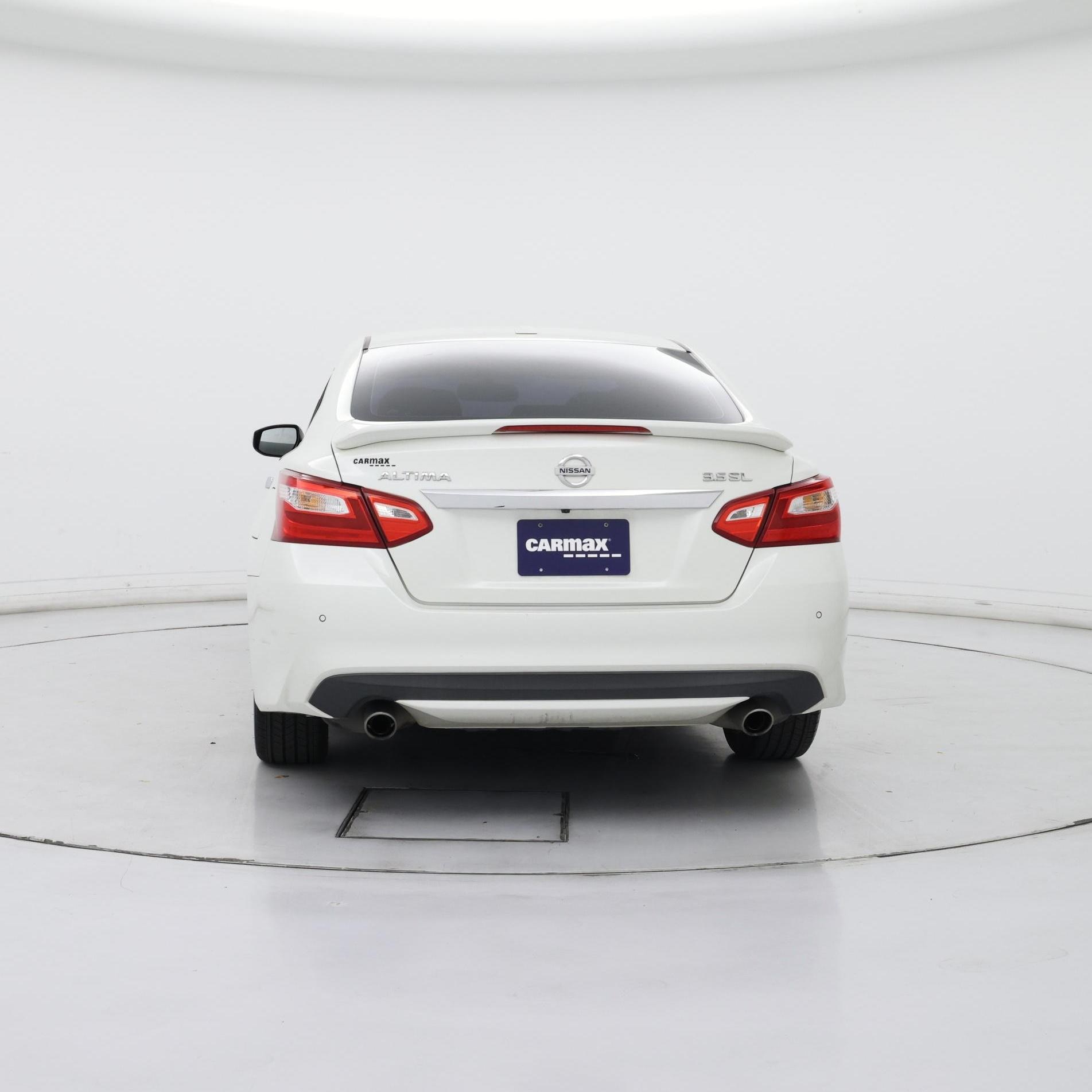 Thumbnail: 2016 Nissan Altima - 6
