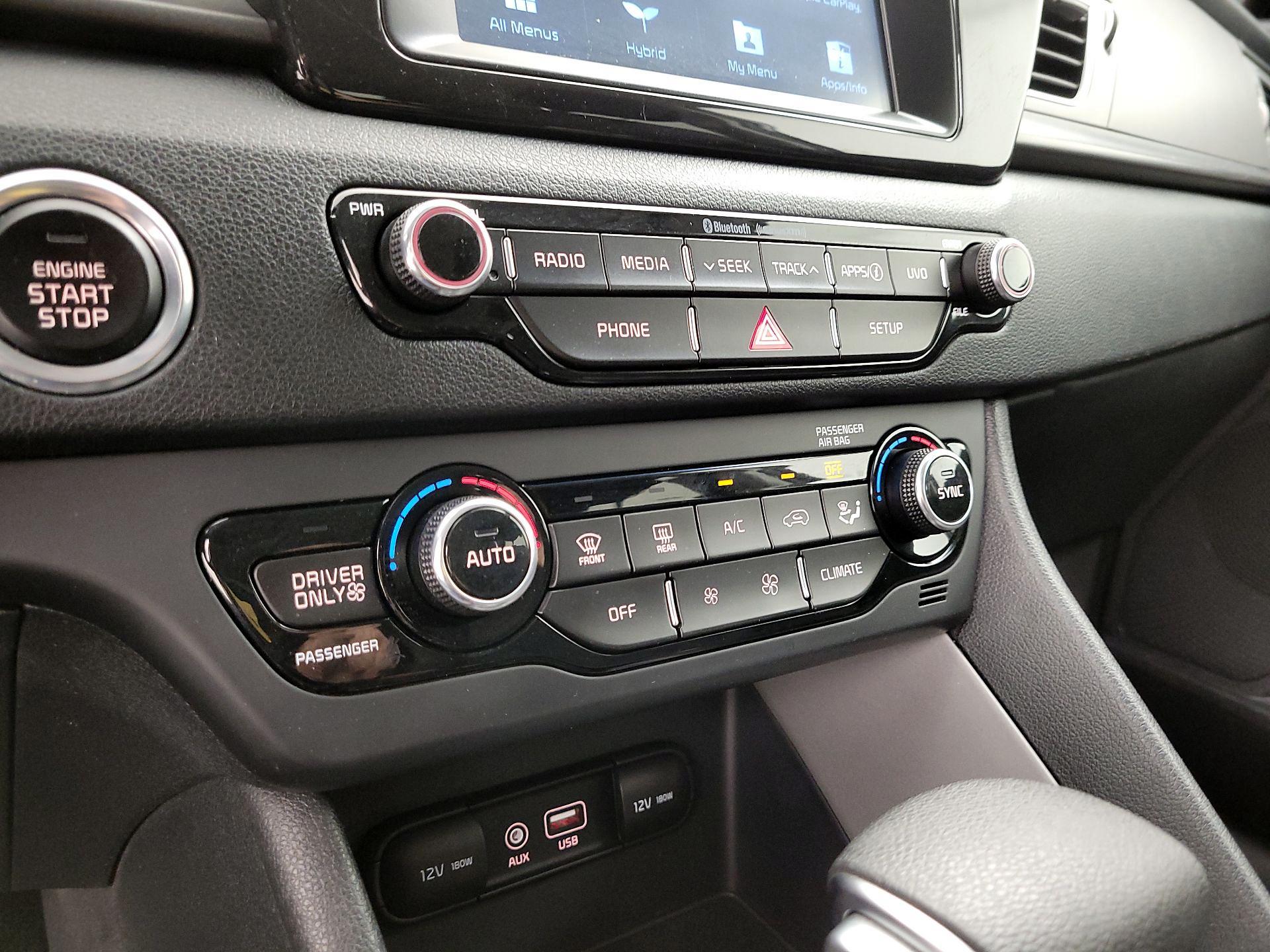 Thumbnail: 2019 Kia Niro - 16