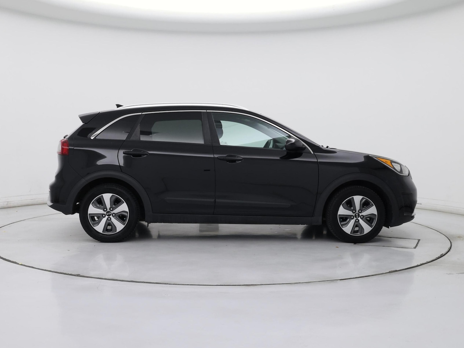 2019 Kia Niro LX - Photo 8