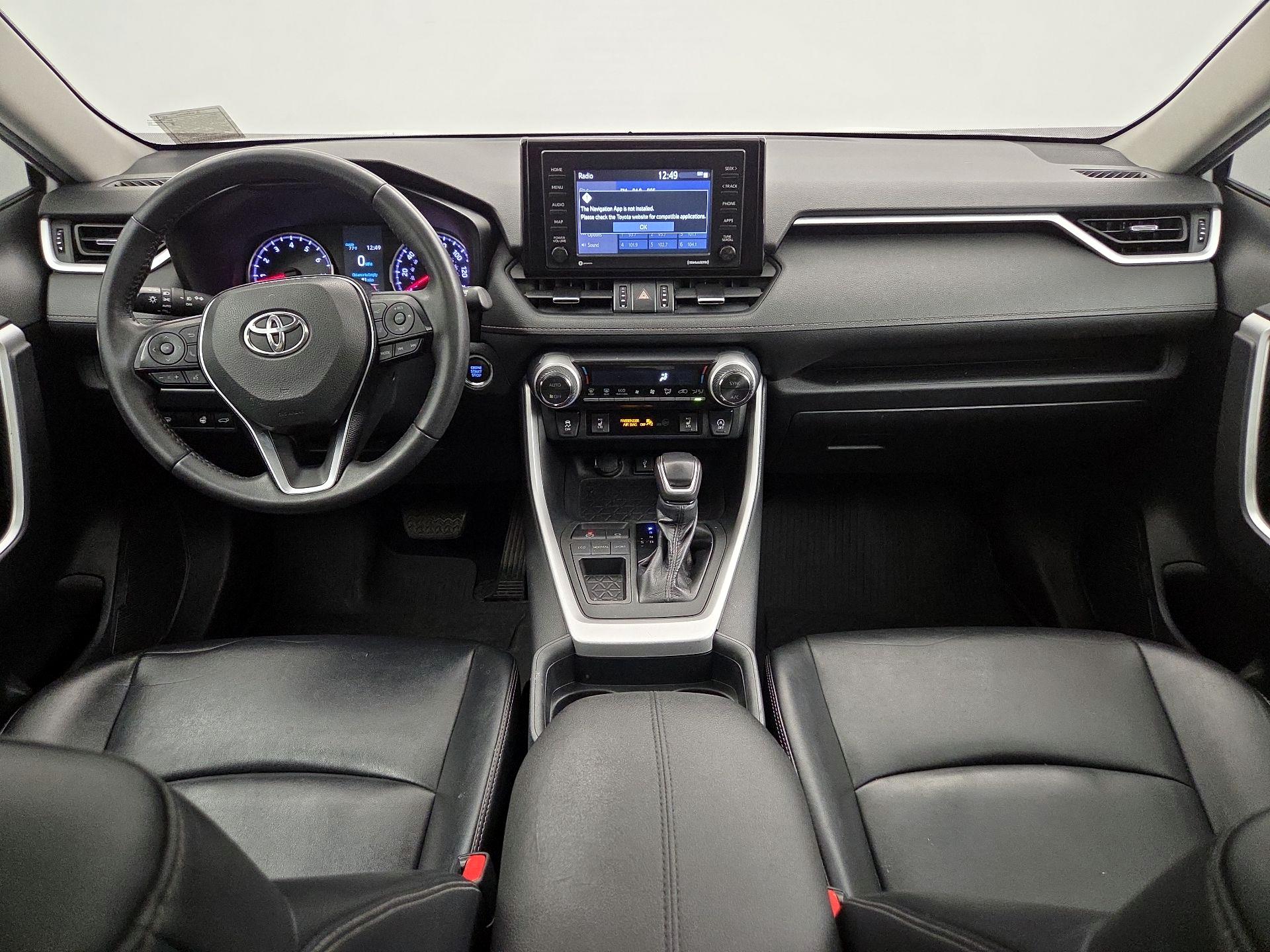 Thumbnail: 2020 Toyota RAV4 - 9