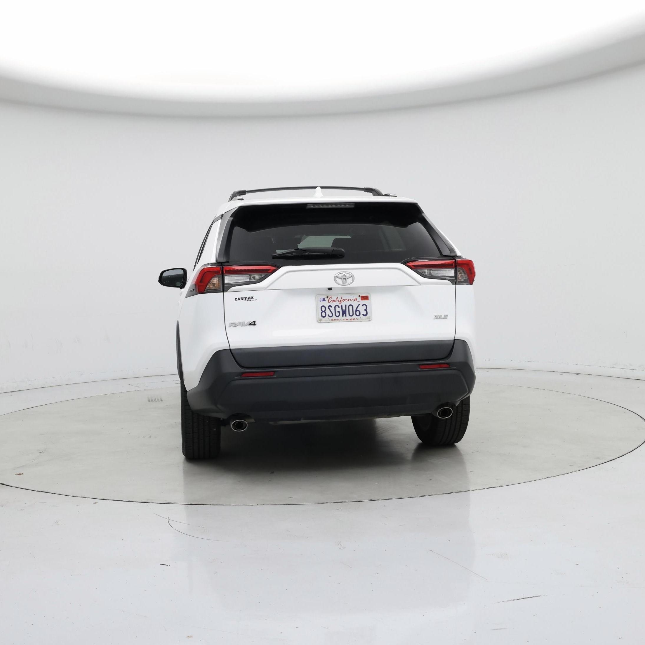 Thumbnail: 2020 Toyota RAV4 - 6