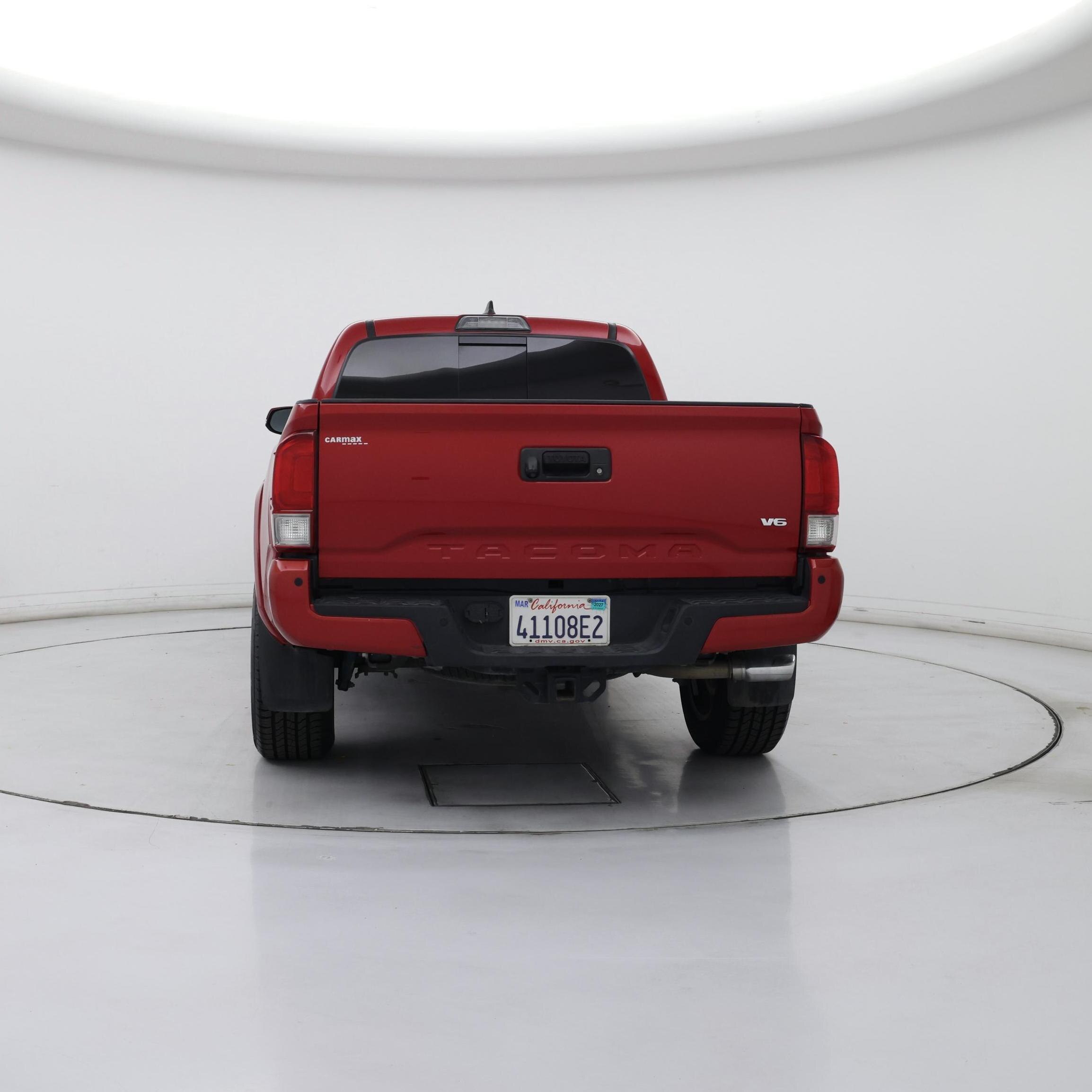 Thumbnail: 2017 Toyota Tacoma - 6