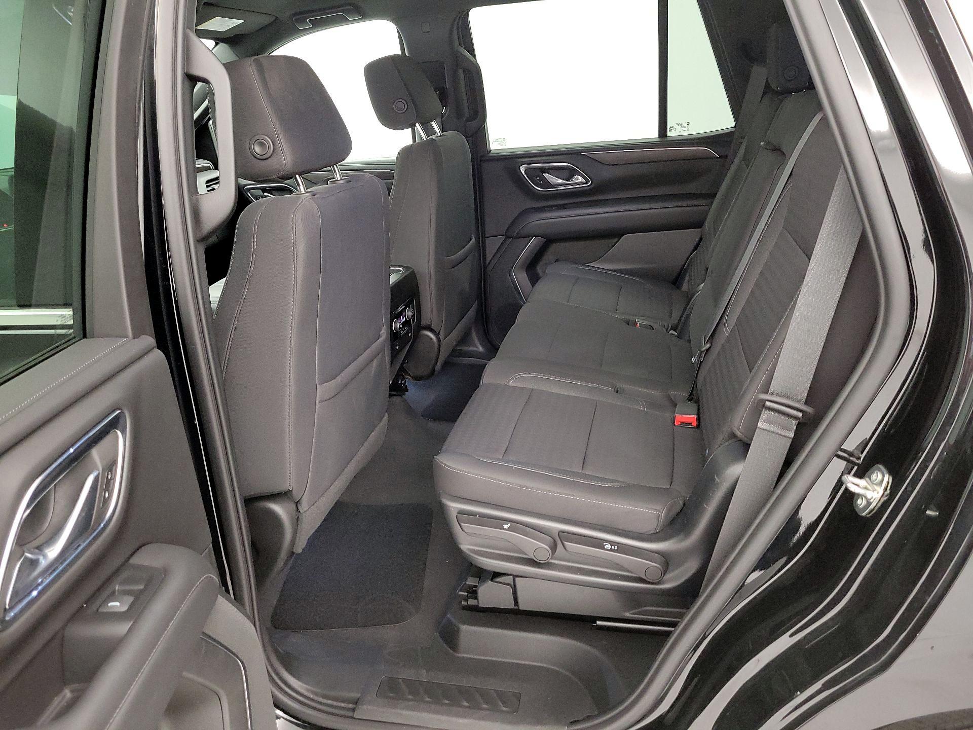 Thumbnail: 2023 Chevrolet Tahoe - 19