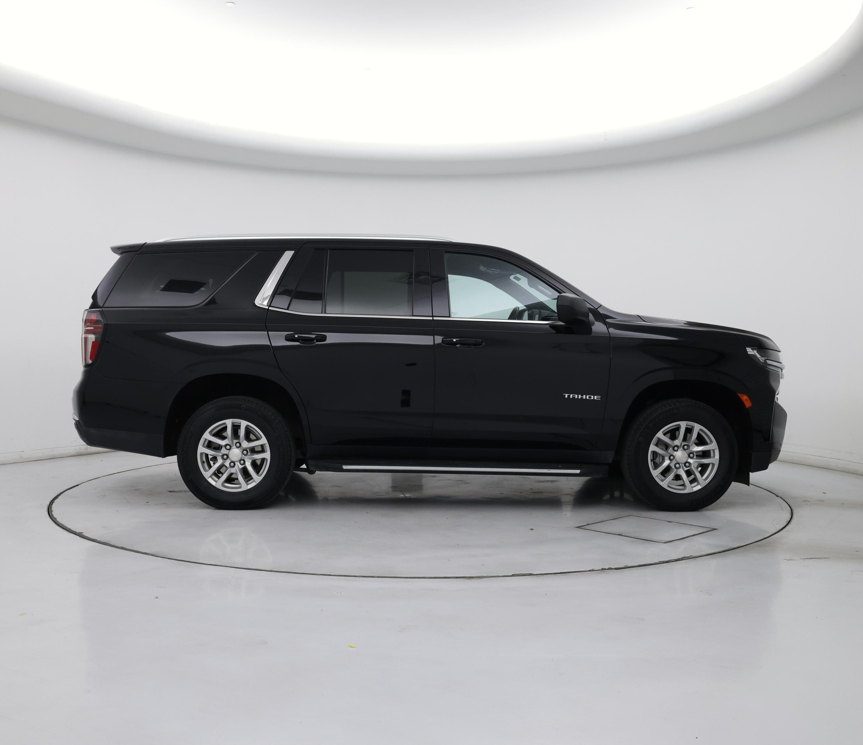 Thumbnail: 2023 Chevrolet Tahoe - 7
