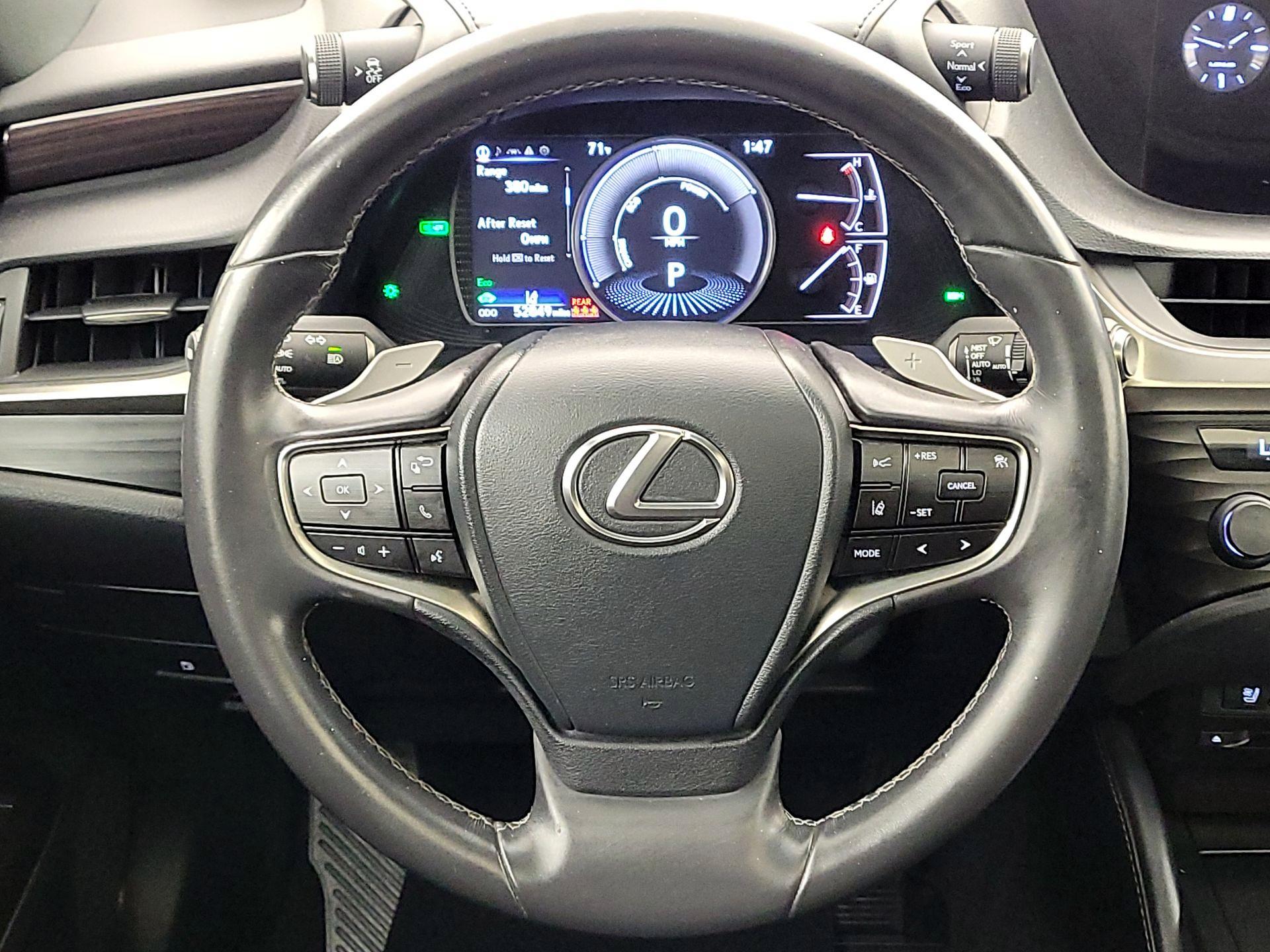 Thumbnail: 2019 Lexus ES - 10