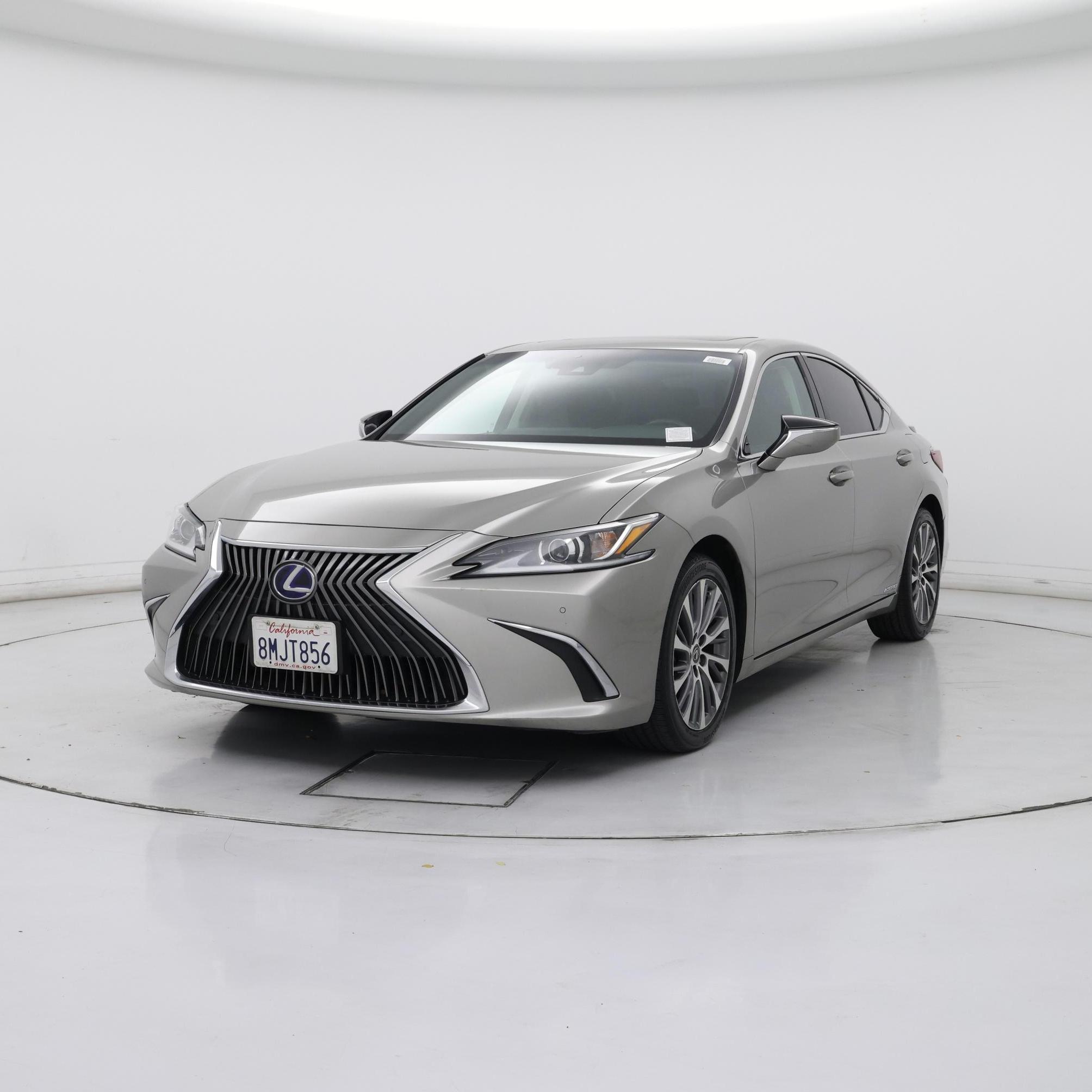 Thumbnail: 2019 Lexus ES - 4