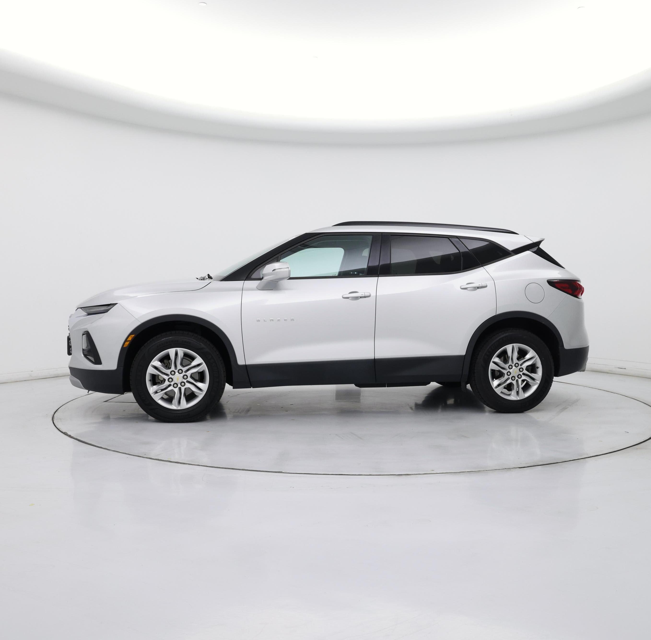 Thumbnail: 2019 Chevrolet Blazer - 3