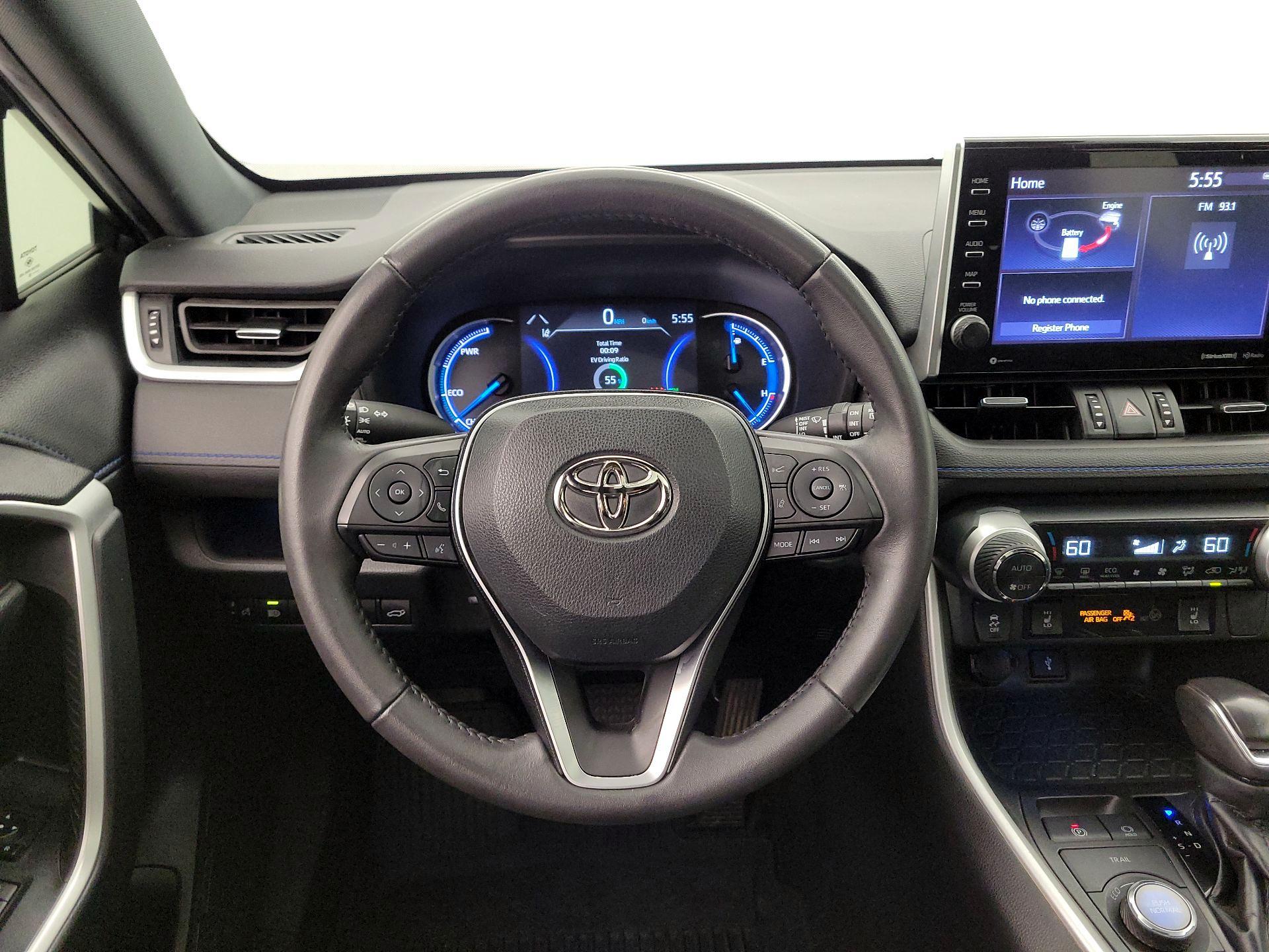 Thumbnail: 2022 Toyota RAV4 - 10