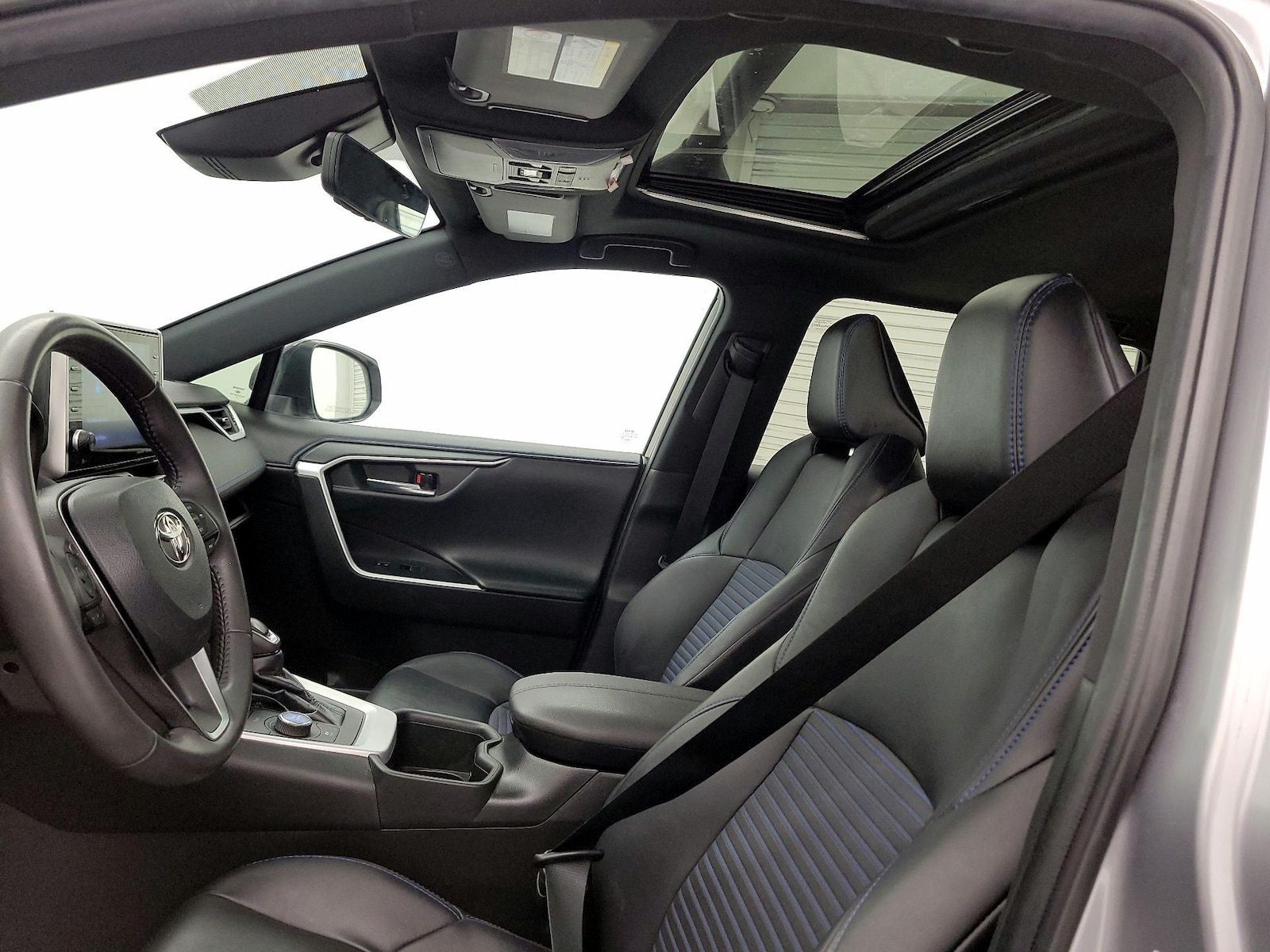 2022 Toyota RAV4 XSE - Photo 20