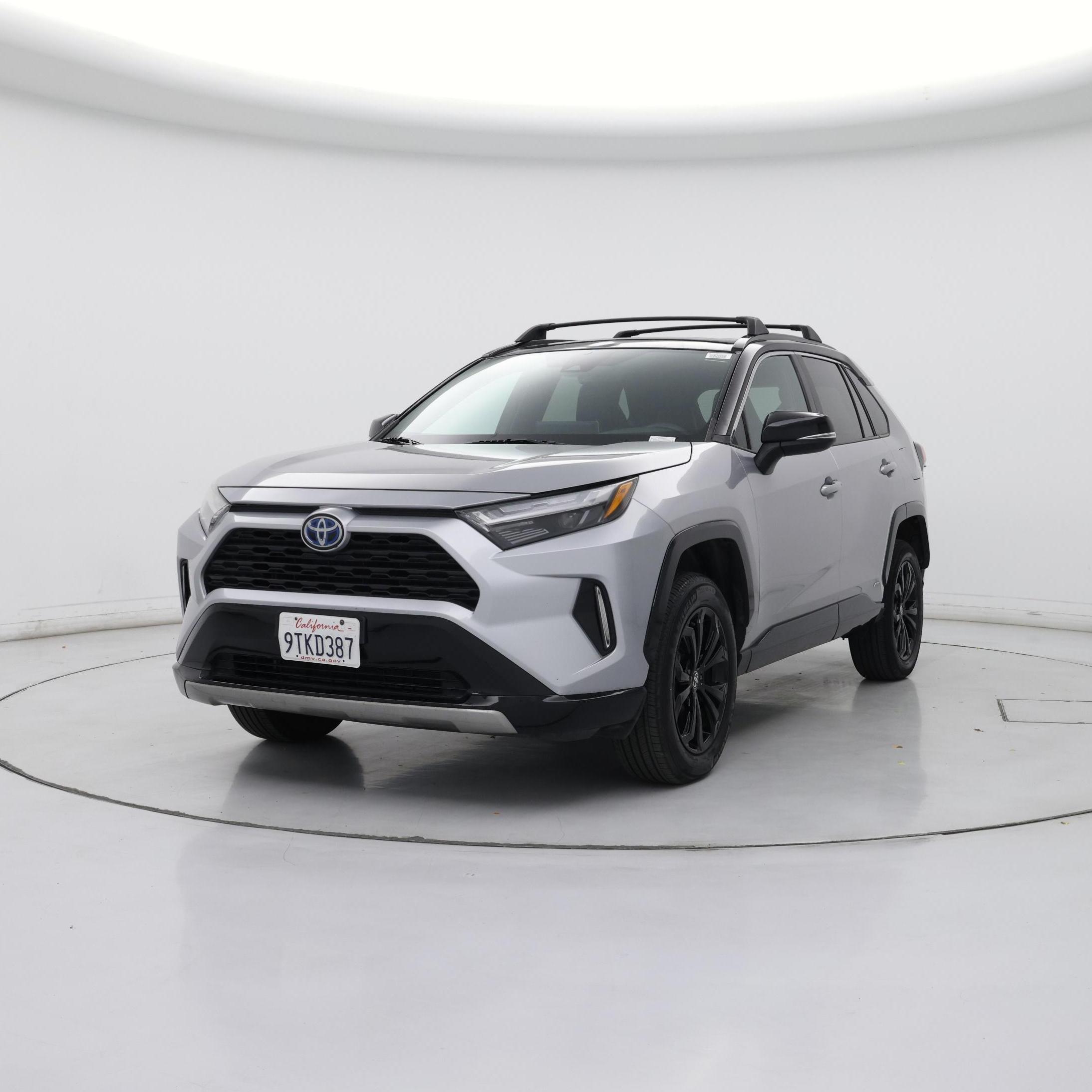 Thumbnail: 2022 Toyota RAV4 - 4