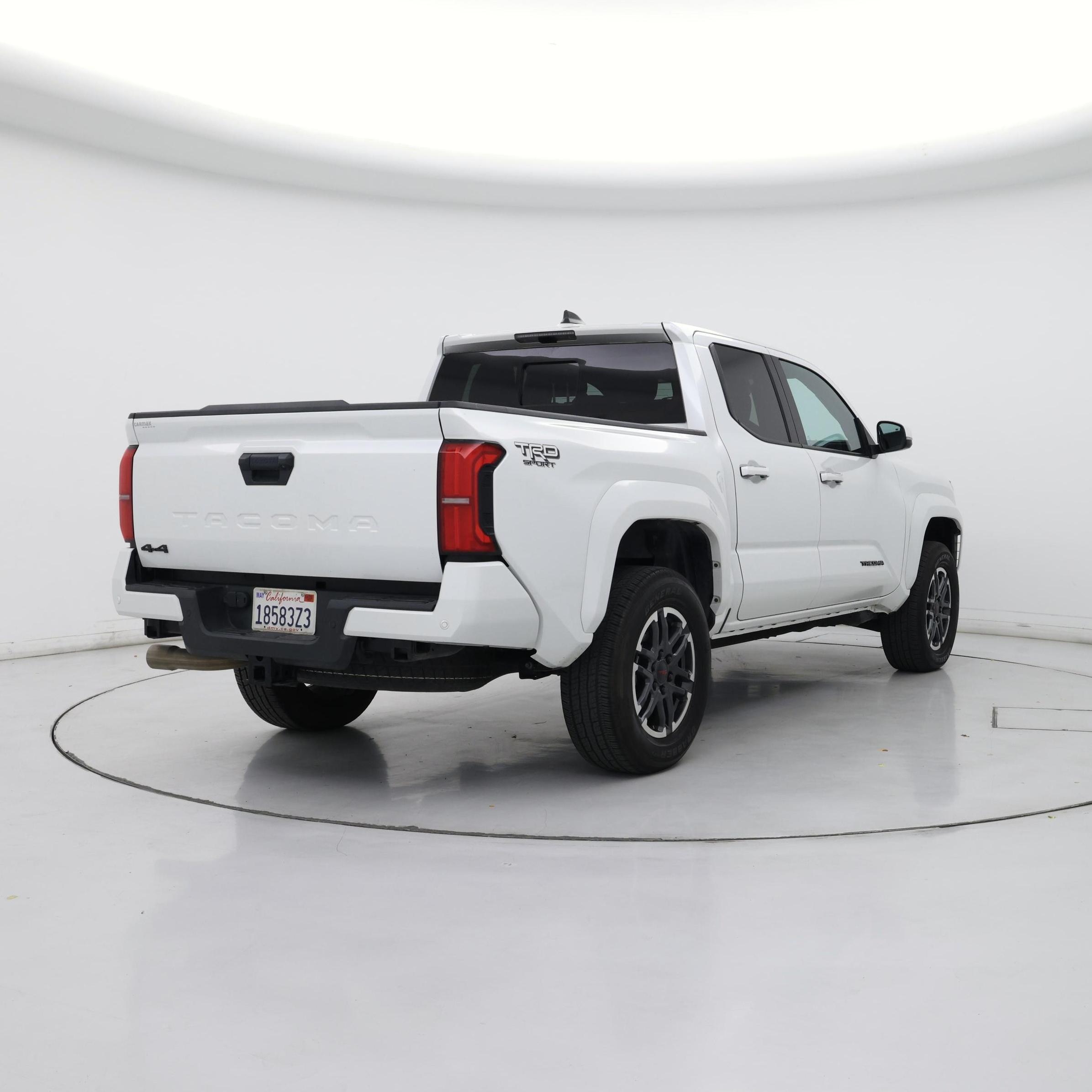 Thumbnail: 2024 Toyota Tacoma - 8