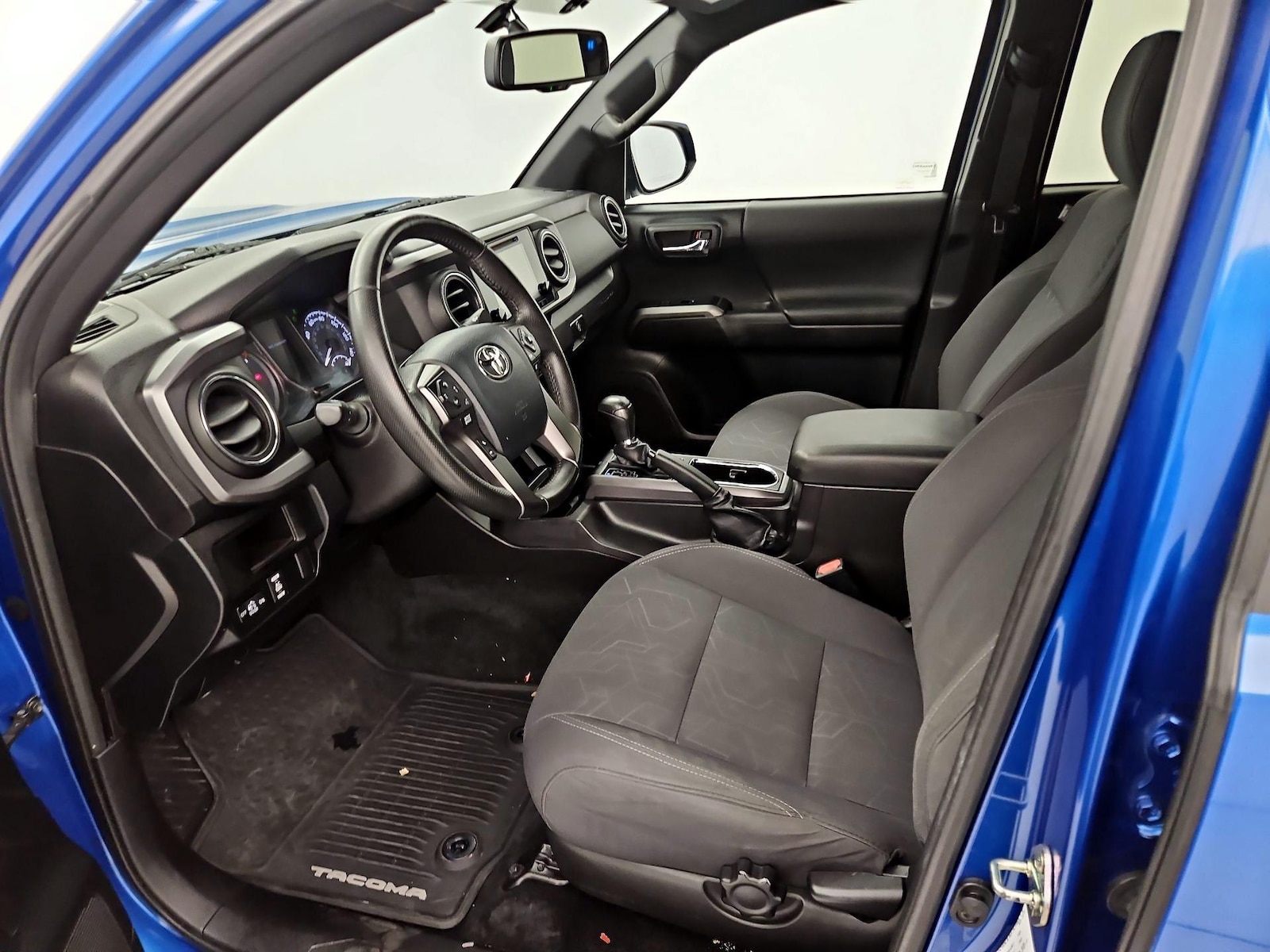 2016 Toyota Tacoma TRD Sport - Photo 12