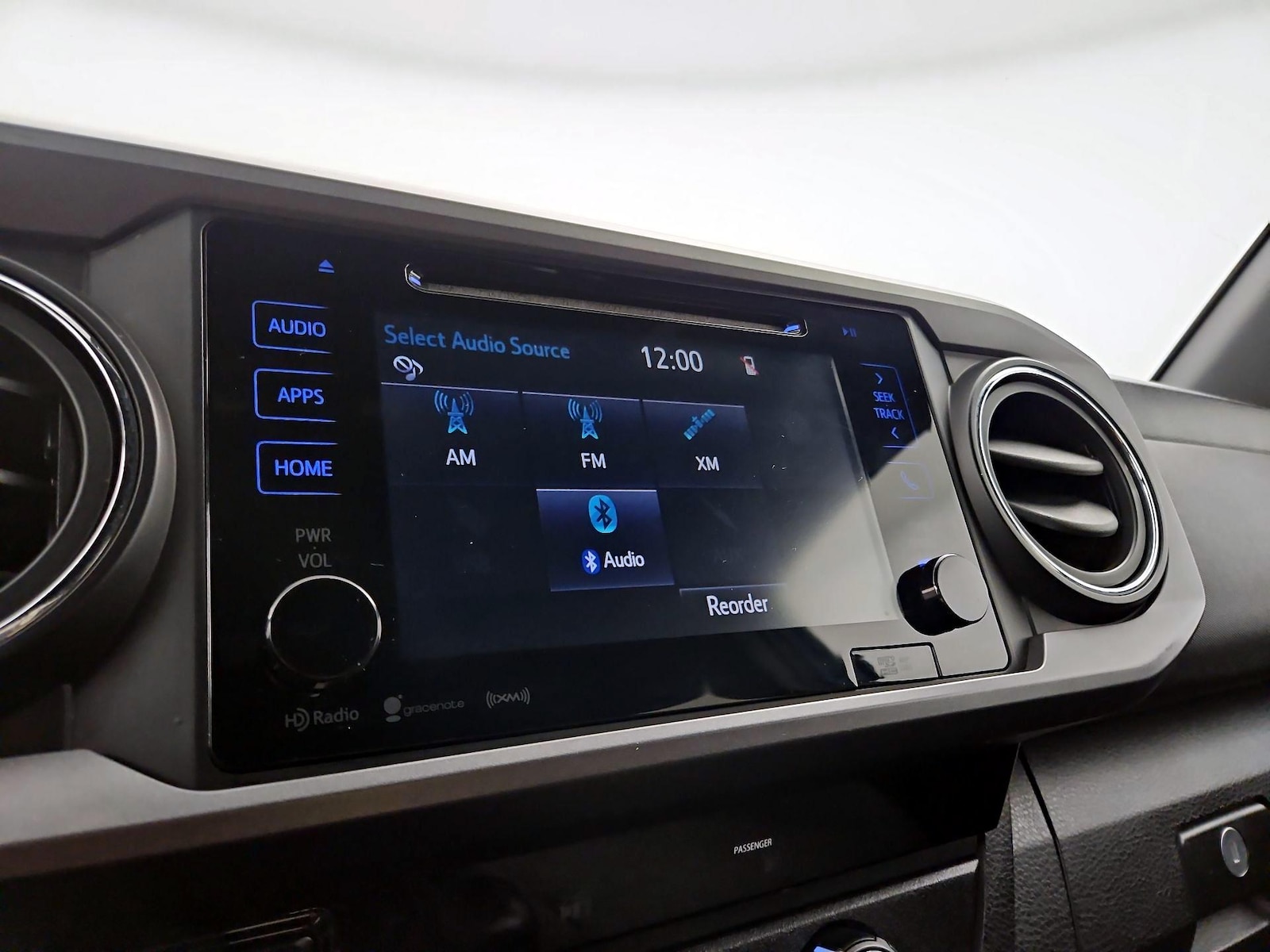 2016 Toyota Tacoma TRD Sport - Photo 16