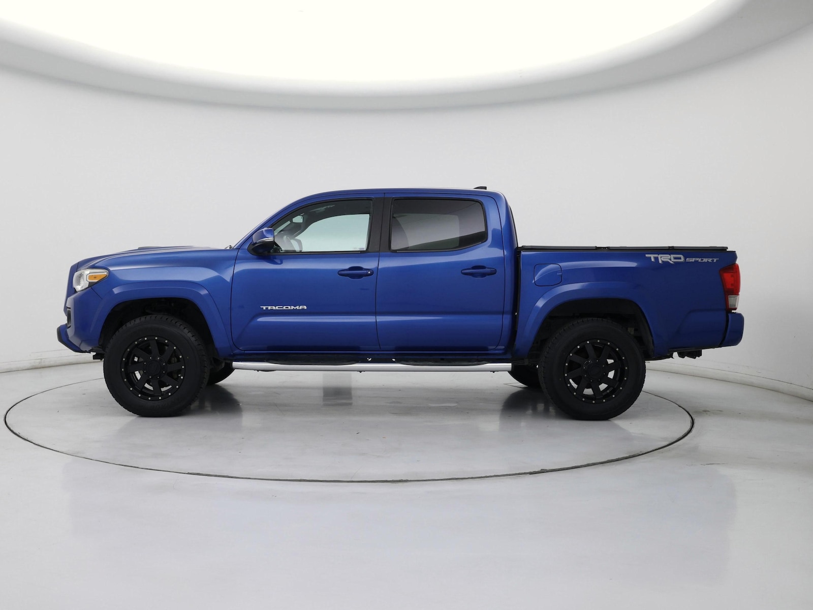 2016 Toyota Tacoma TRD Sport - Photo 4