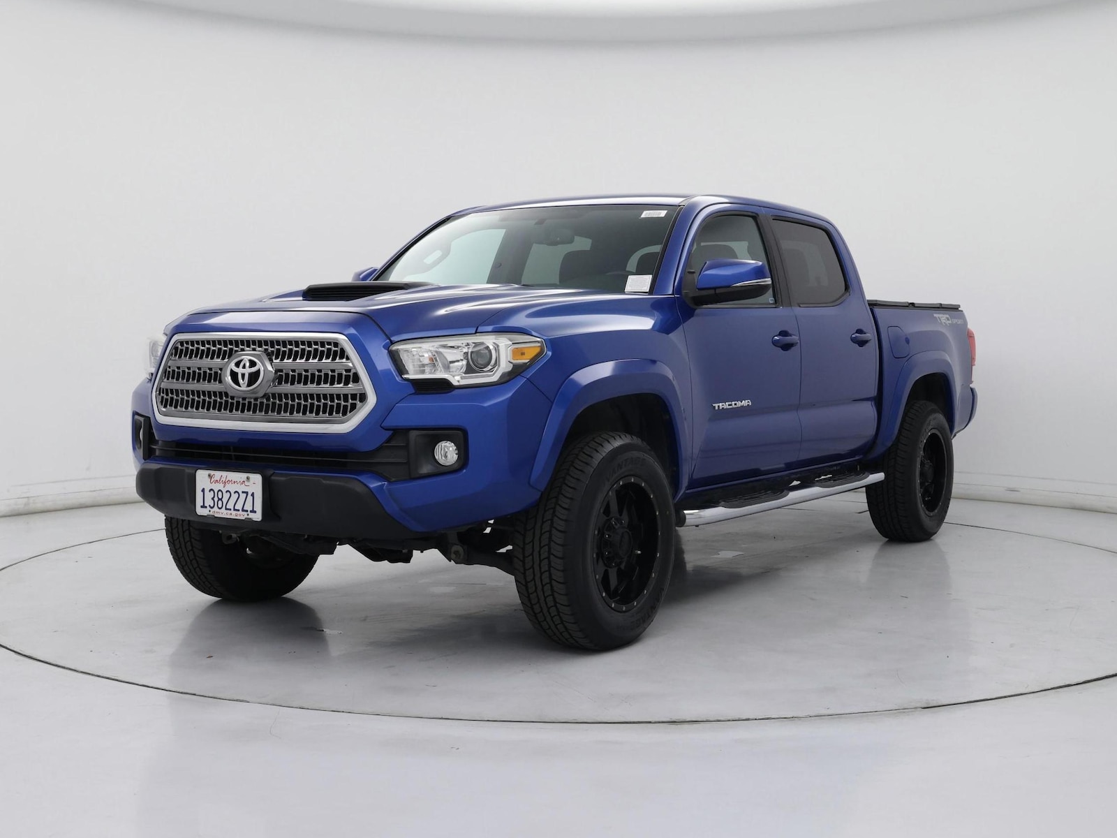 2016 Toyota Tacoma TRD Sport - Photo 5