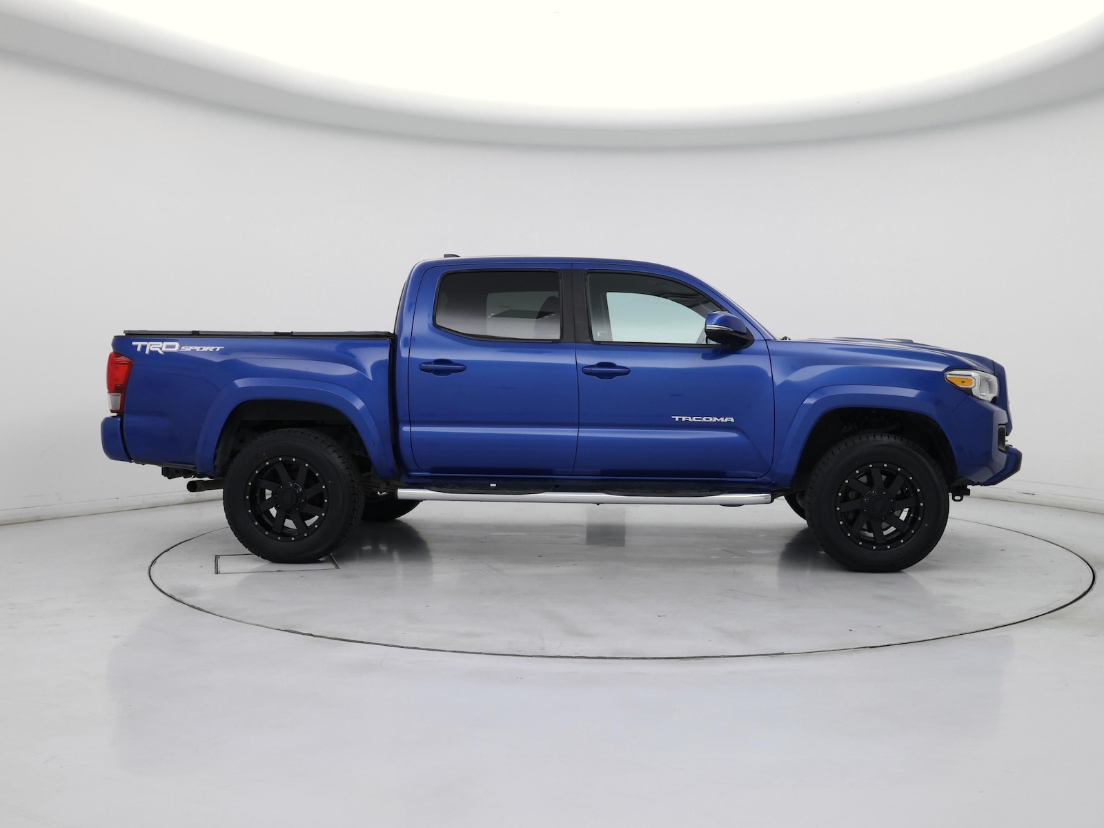 2016 Toyota Tacoma TRD Sport - Photo 8
