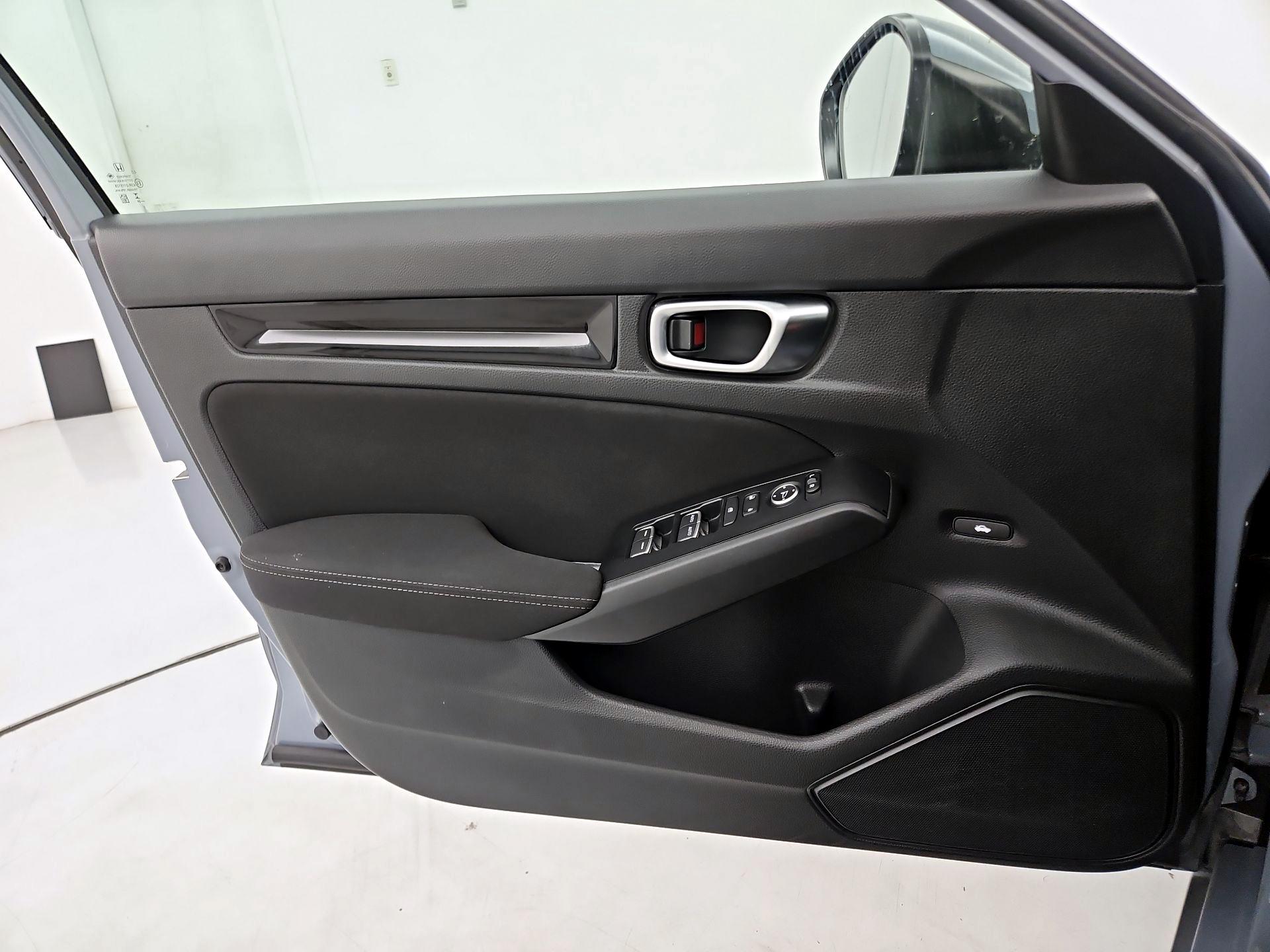 Thumbnail: 2024 Honda Civic - 12