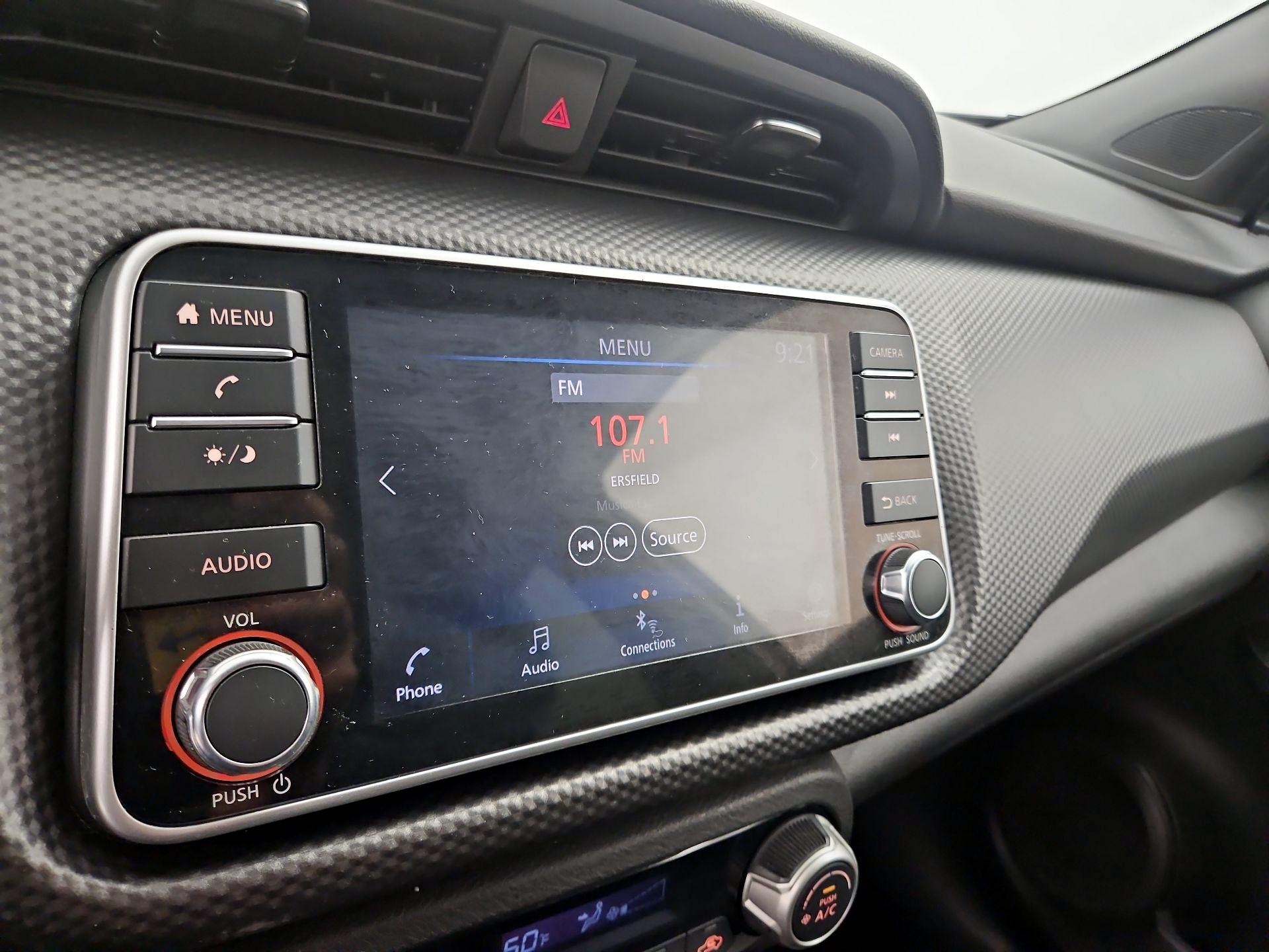 Thumbnail: 2019 Nissan Kicks - 15