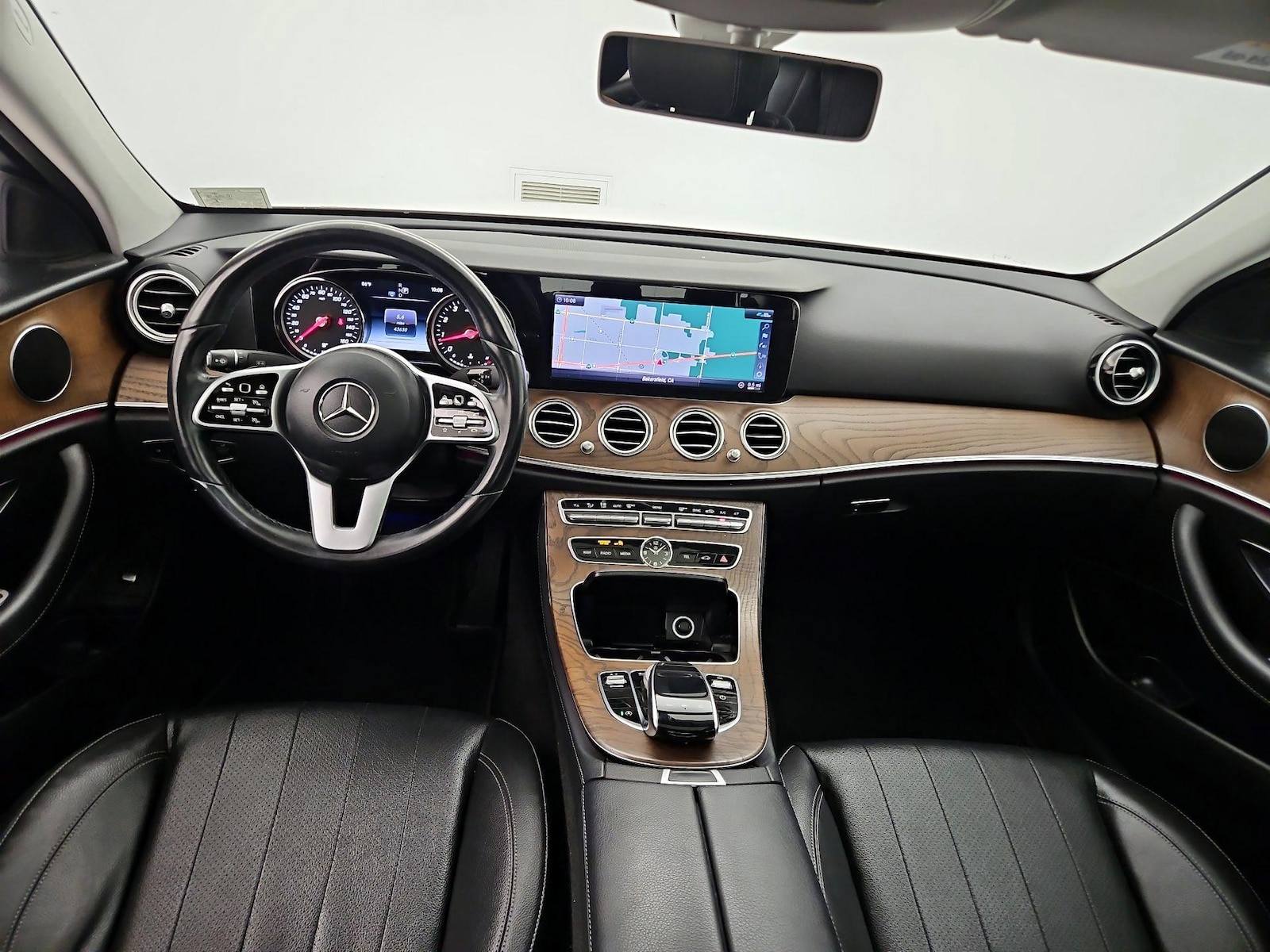 2019 Mercedes-Benz E-Class E300 - Photo 10