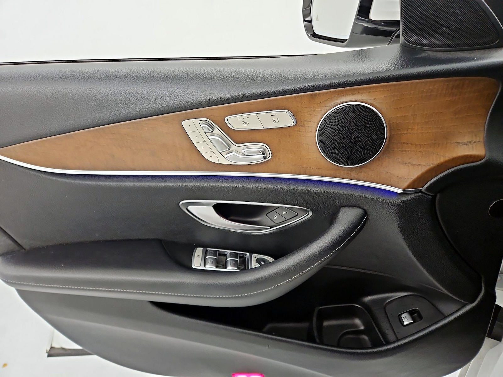 2019 Mercedes-Benz E-Class E300 - Photo 13