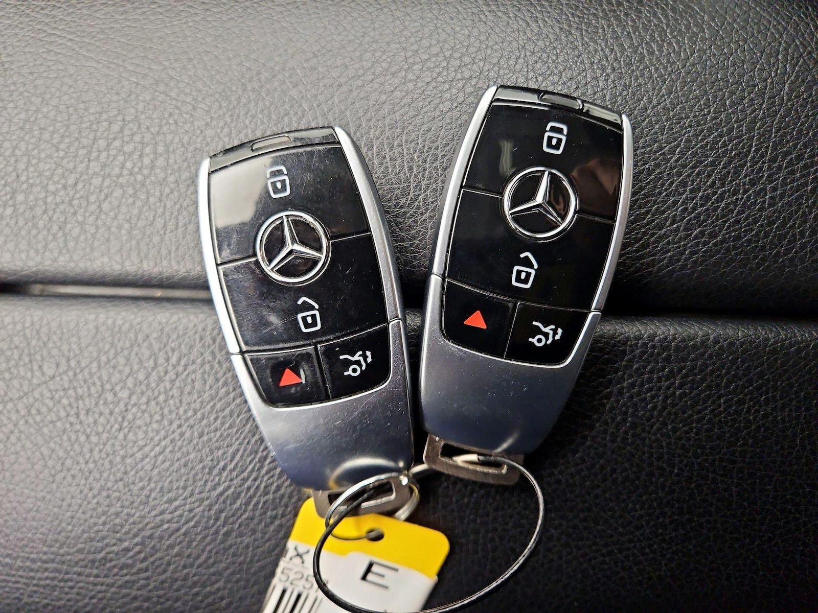 2019 Mercedes-Benz E-Class E300 - Photo 25