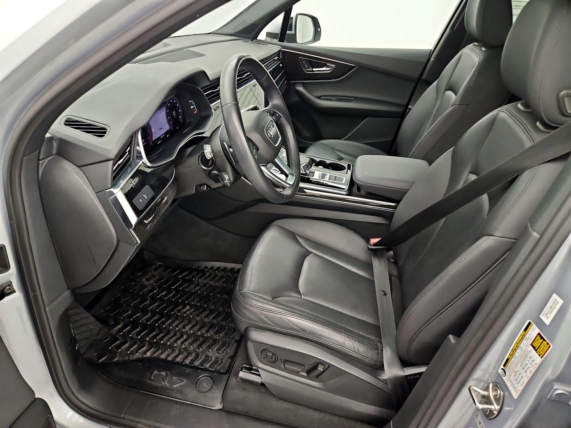 Thumbnail: 2022 Audi Q7 - 11