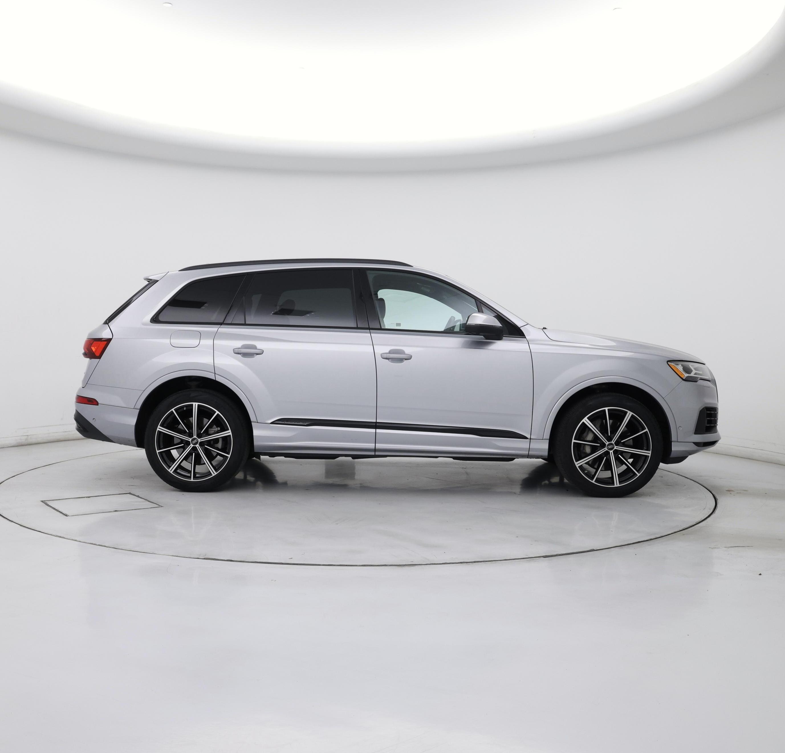 Thumbnail: 2022 Audi Q7 - 7